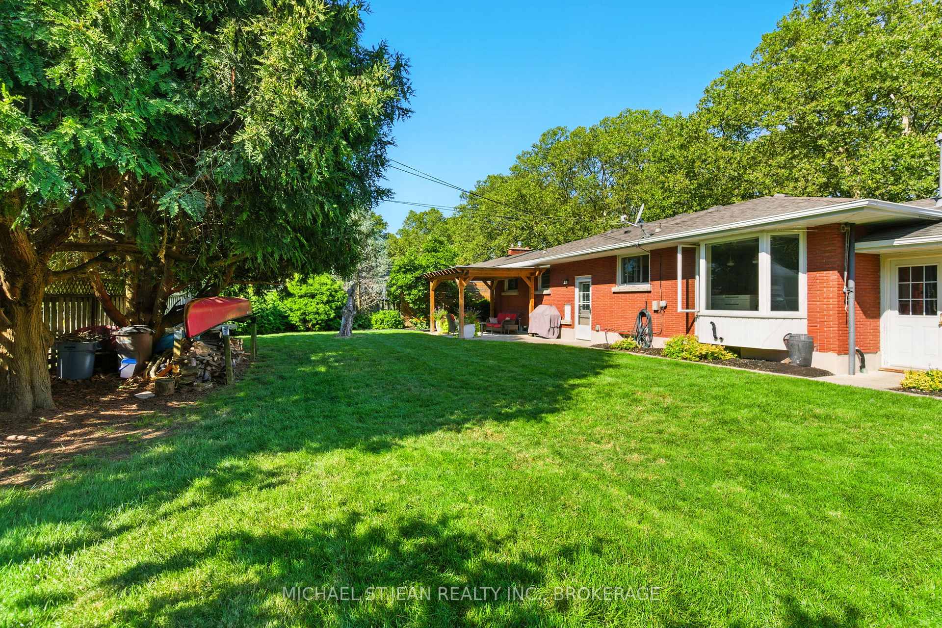 Photo 36 of 7 Oswald Avenue, St. Catharines, Bunting/Linwell — HOMEH