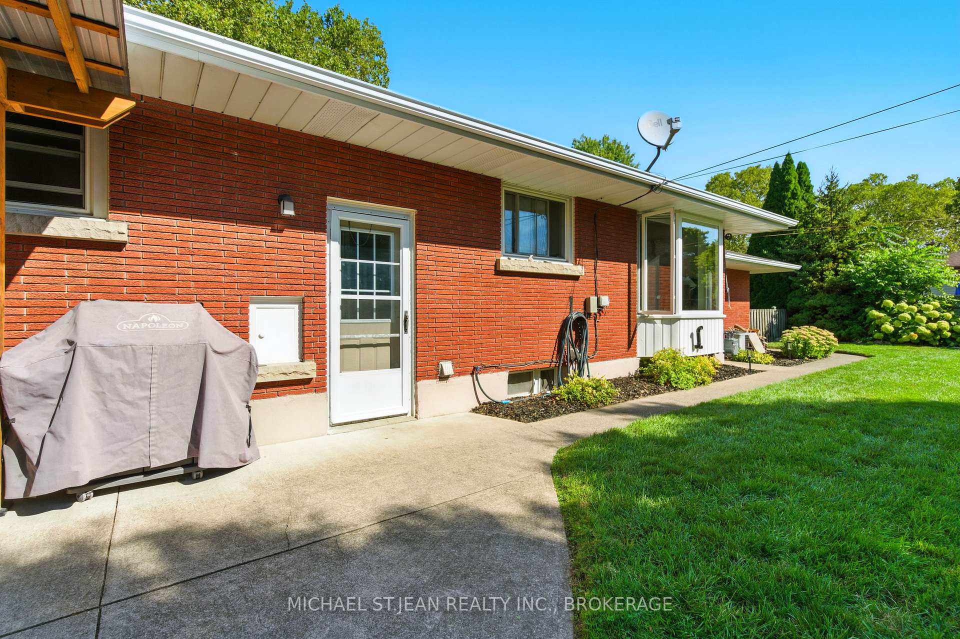 Photo 37 of 7 Oswald Avenue, St. Catharines, Bunting/Linwell — HOMEH