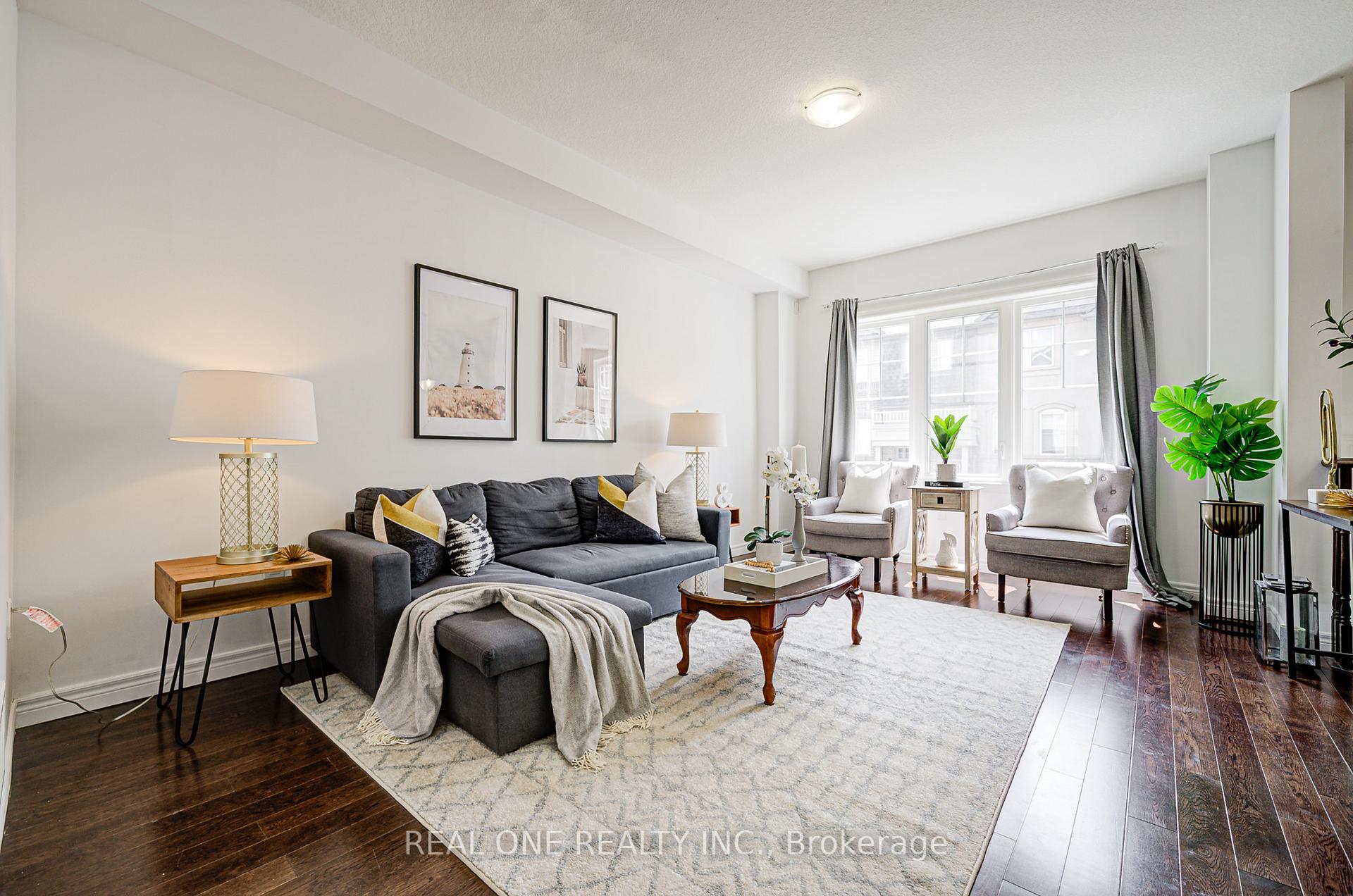 Photo 2 of 30 Barley Lane, Hamilton, Ancaster — HOMEH