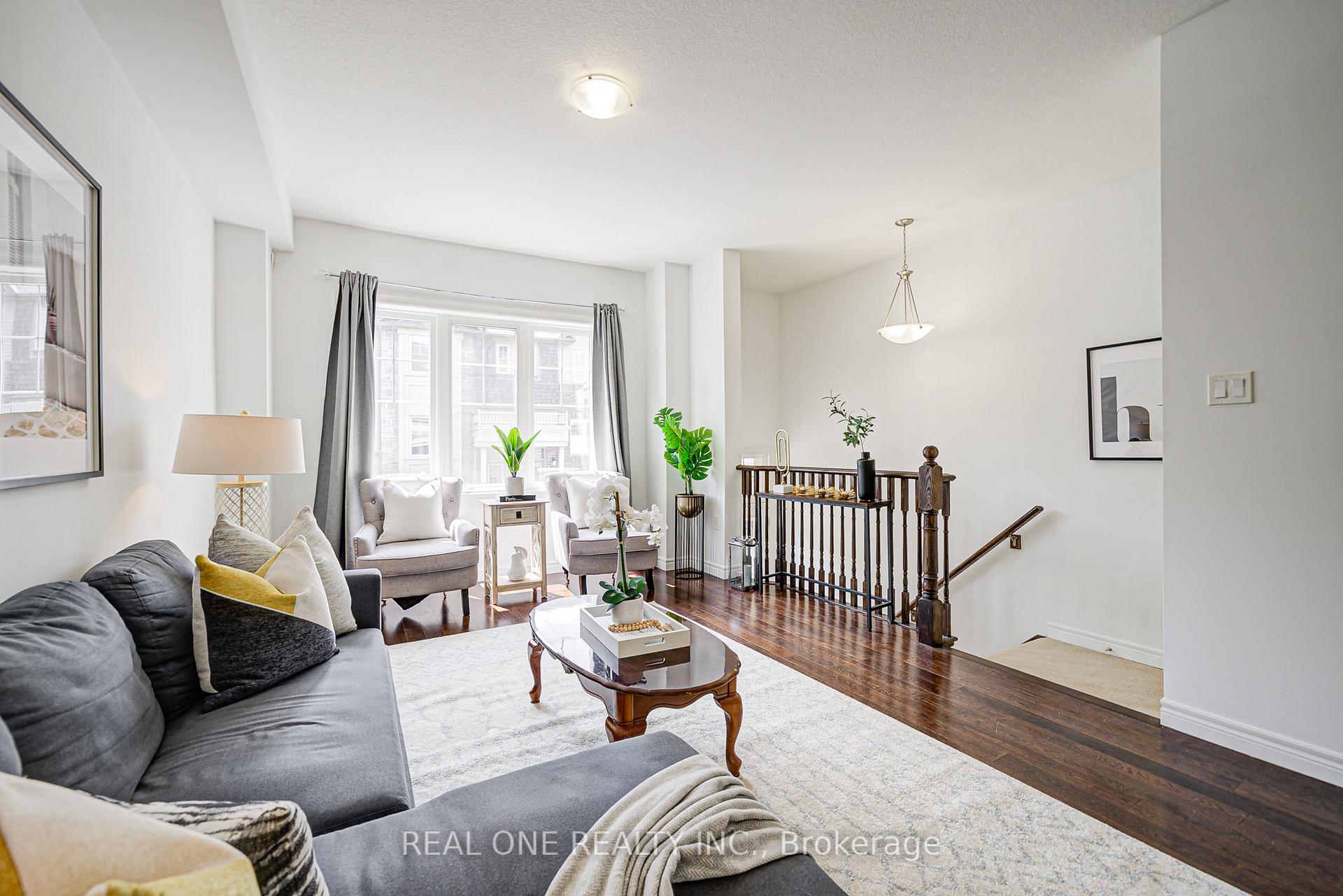 Photo 4 of 30 Barley Lane, Hamilton, Ancaster — HOMEH