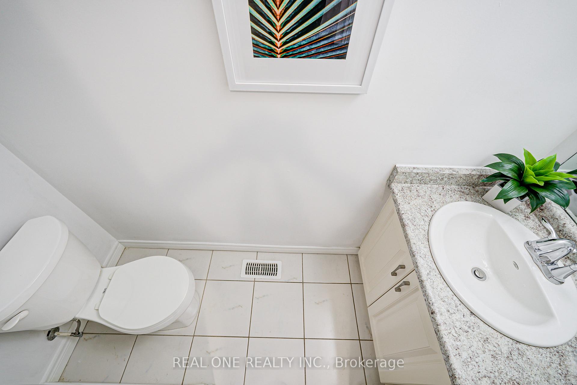 Photo 15 of 30 Barley Lane, Hamilton, Ancaster — HOMEH