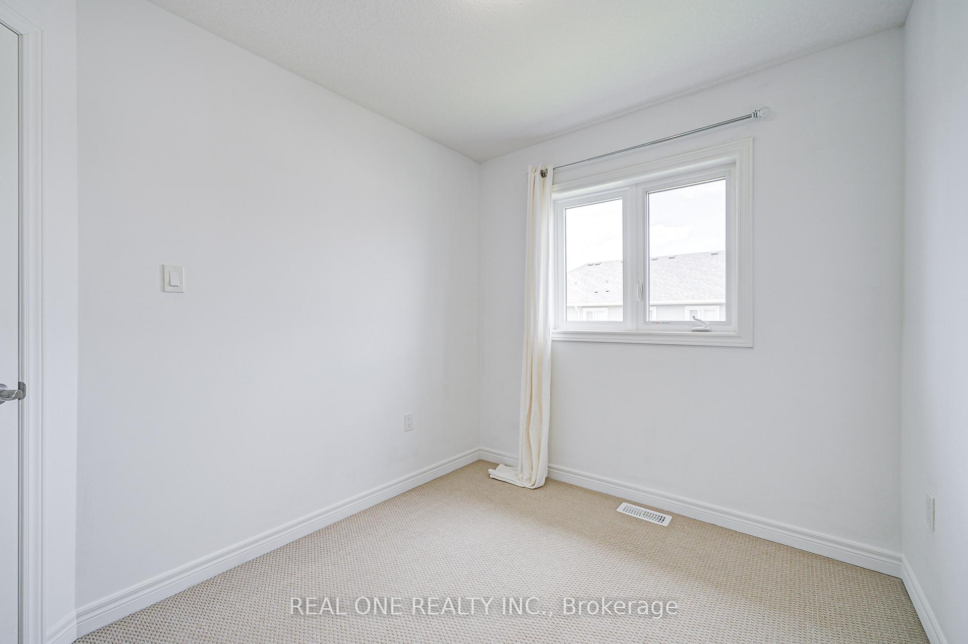 Photo 25 of 30 Barley Lane, Hamilton, Ancaster — HOMEH