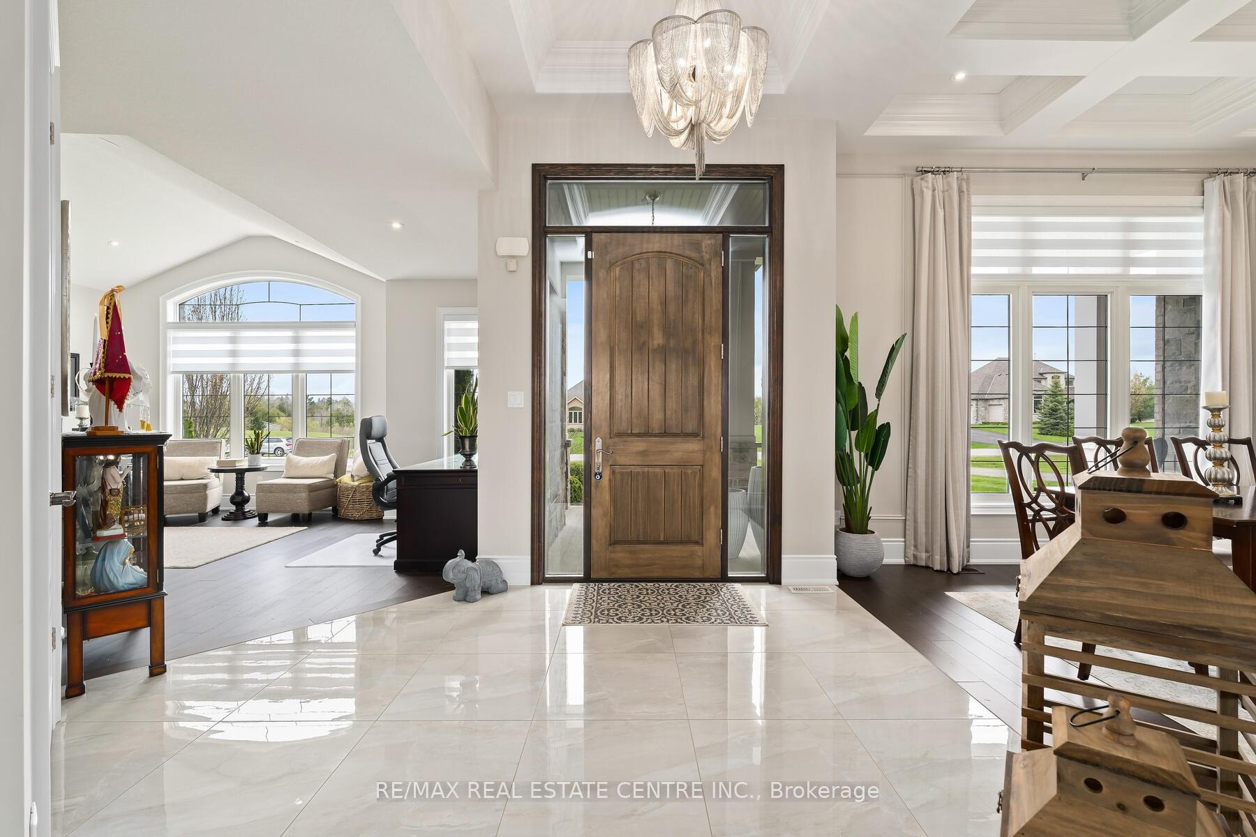 Photo 7 of 109 Crewson Court, Kitchener, Mill Courtland Woodside Park — HOMEH