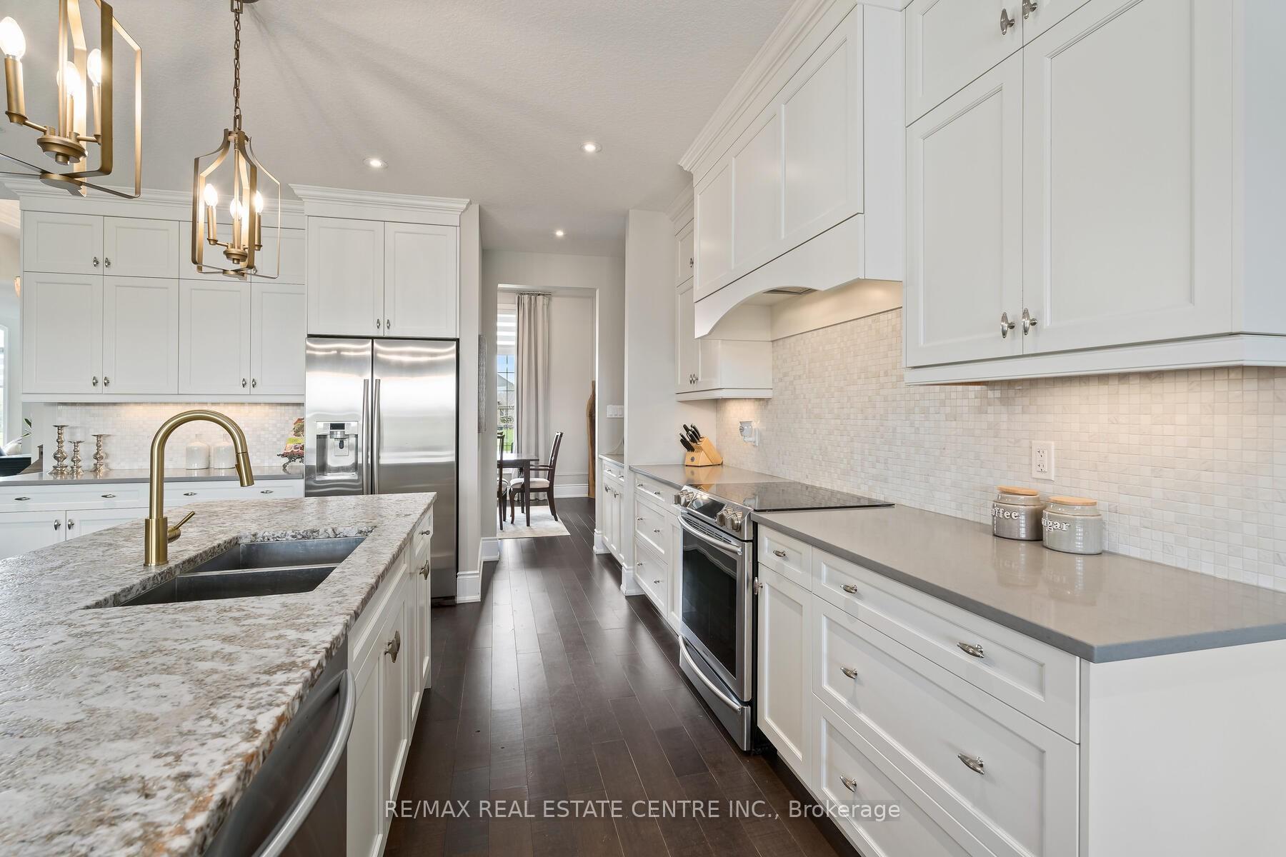 Photo 8 of 109 Crewson Court, Kitchener, Mill Courtland Woodside Park — HOMEH