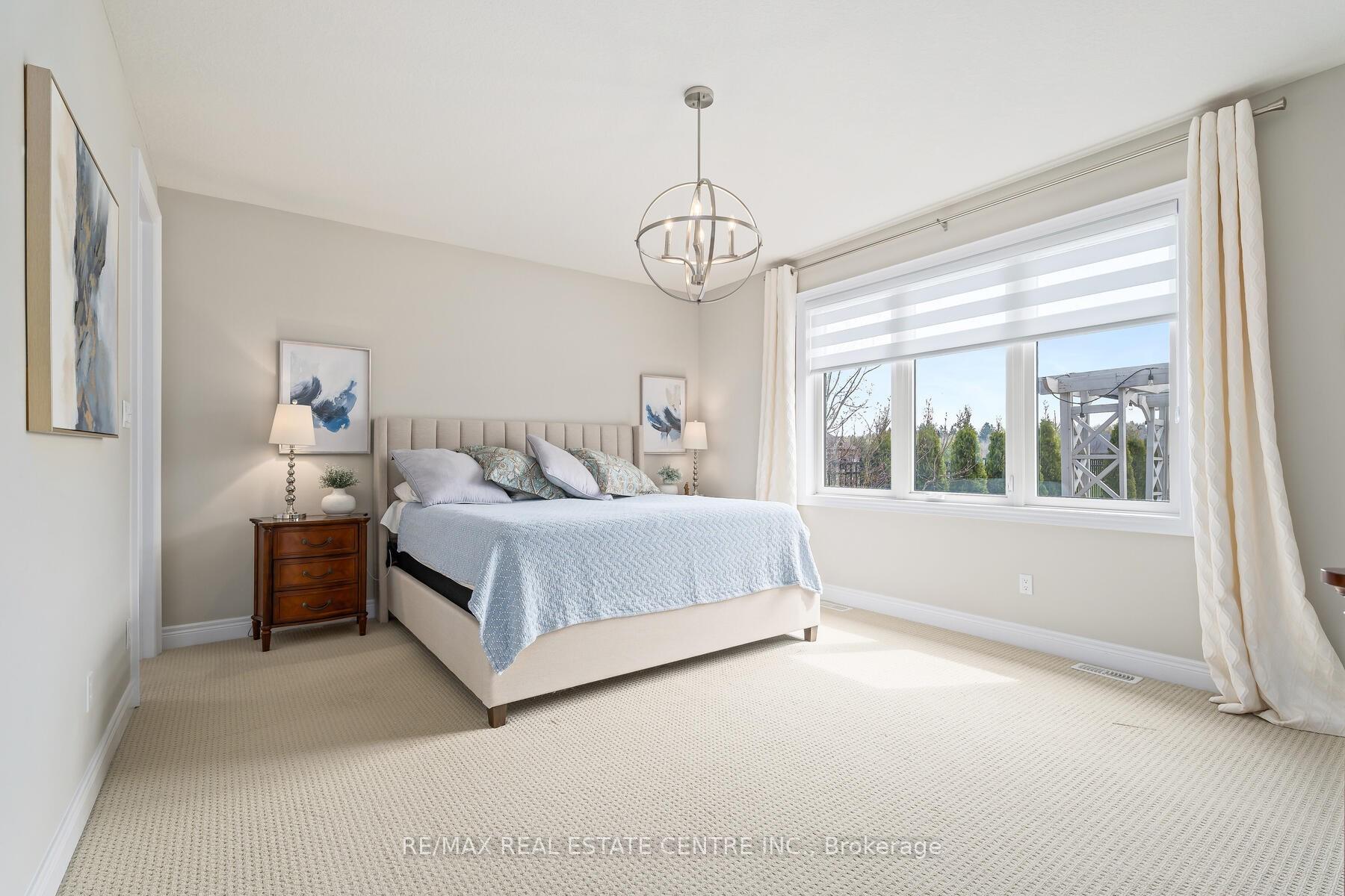 Photo 17 of 109 Crewson Court, Kitchener, Mill Courtland Woodside Park — HOMEH