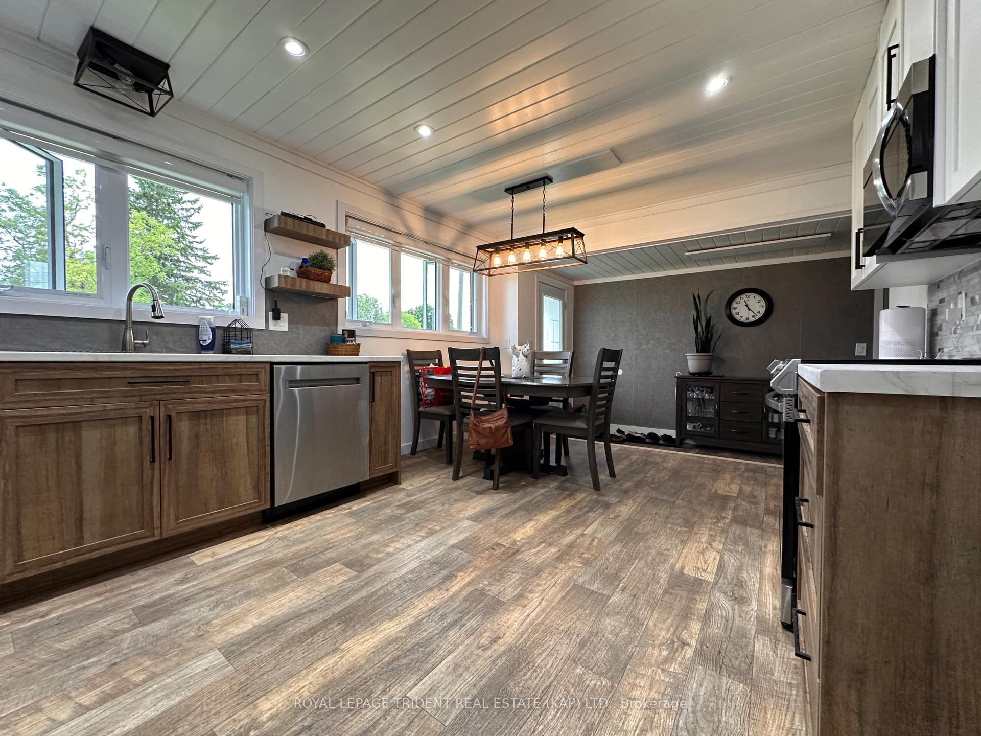 Photo 11 of 17 Ash Street, Kapuskasing — HOMEH