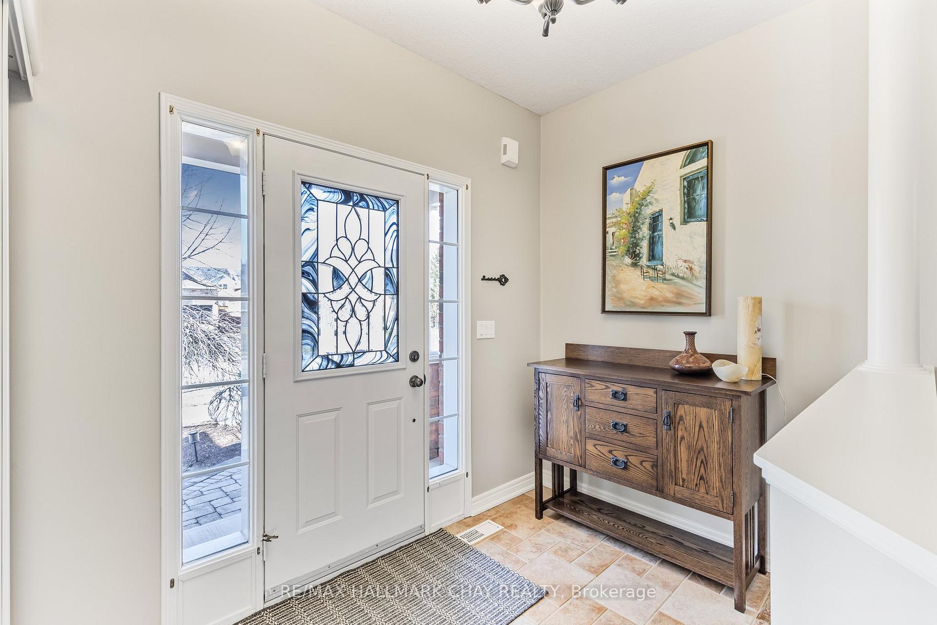 Photo 4 of 1143 Booth Avenue, Innisfil, Alcona — HOMEH
