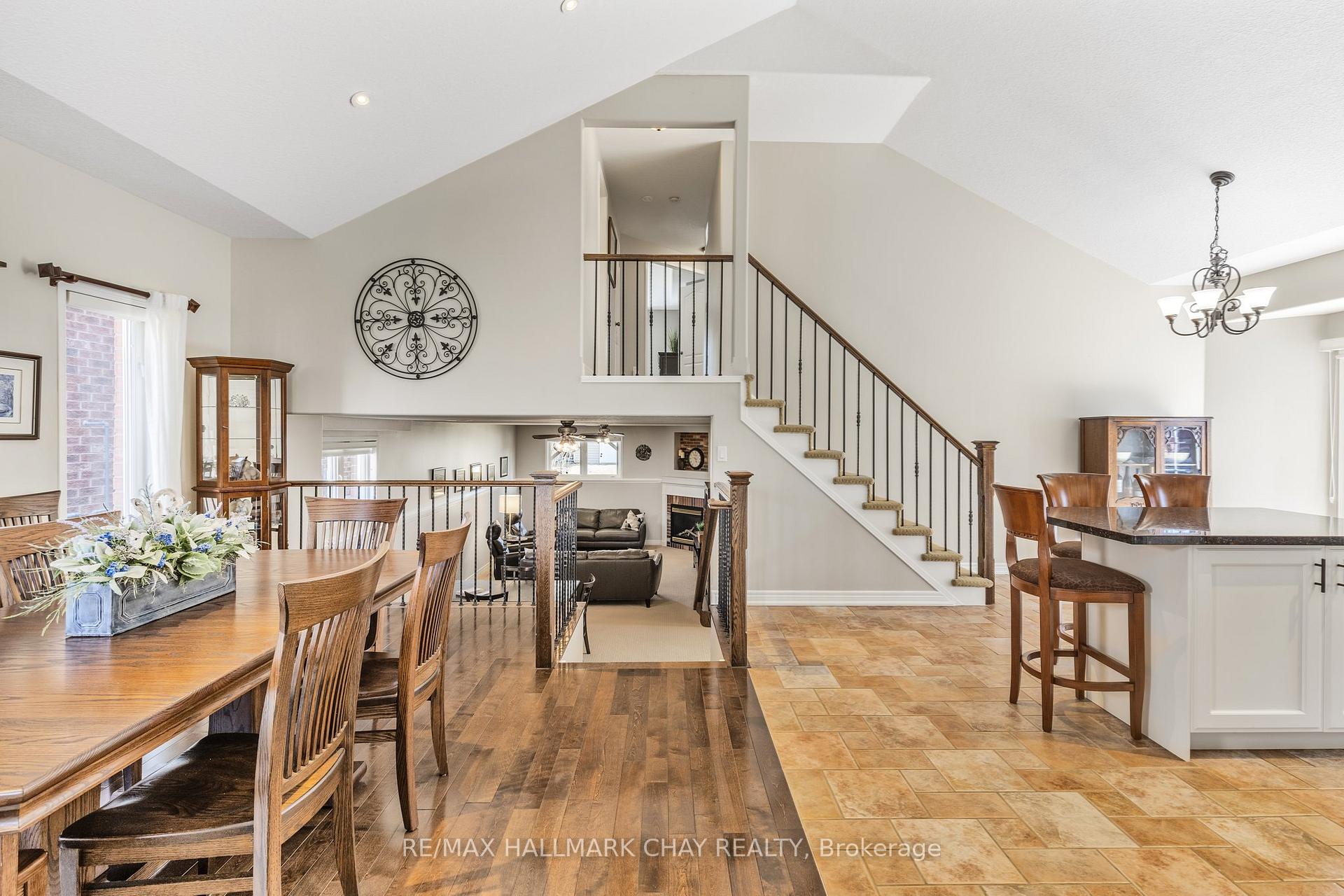 Photo 5 of 1143 Booth Avenue, Innisfil, Alcona — HOMEH