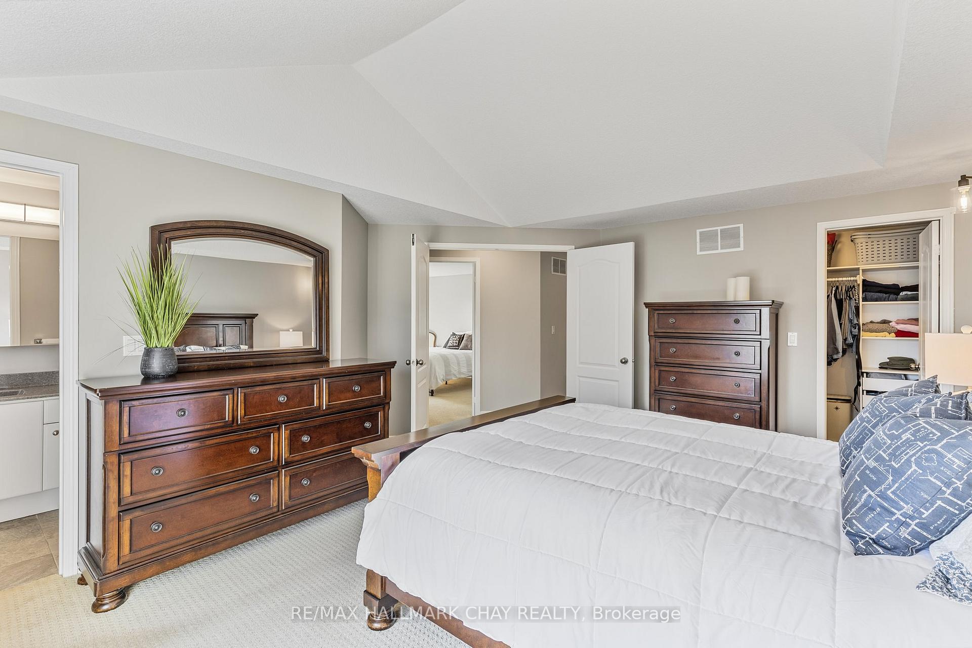 Photo 14 of 1143 Booth Avenue, Innisfil, Alcona — HOMEH