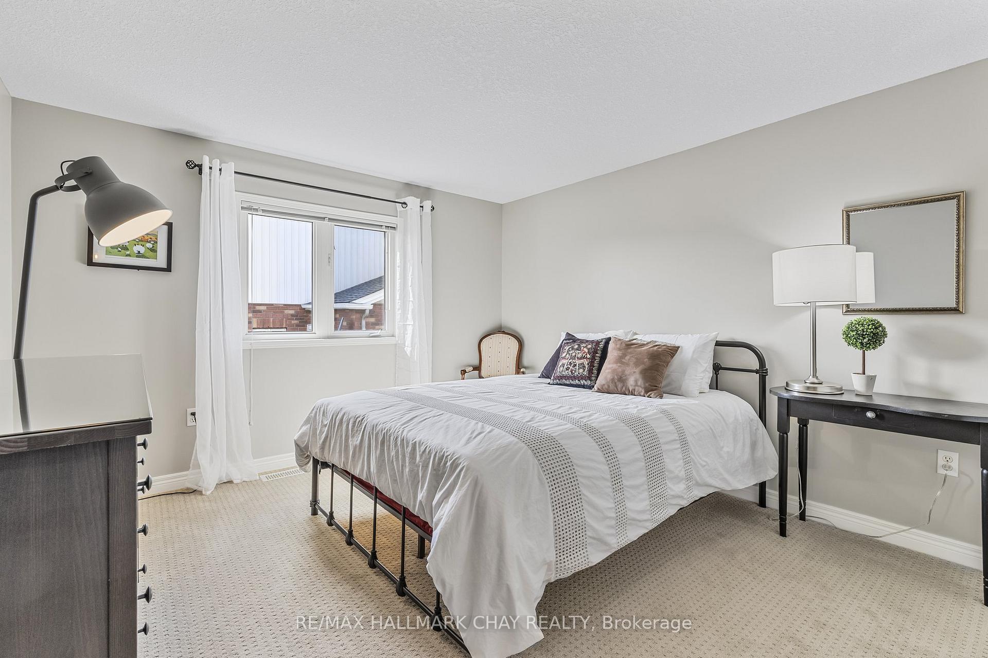 Photo 18 of 1143 Booth Avenue, Innisfil, Alcona — HOMEH