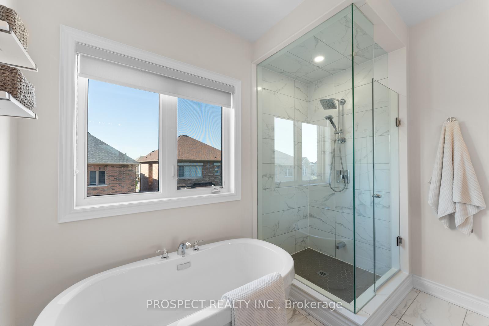 Photo 65 of 42 Ryerson Drive, Vaughan, Kleinburg — HOMEH