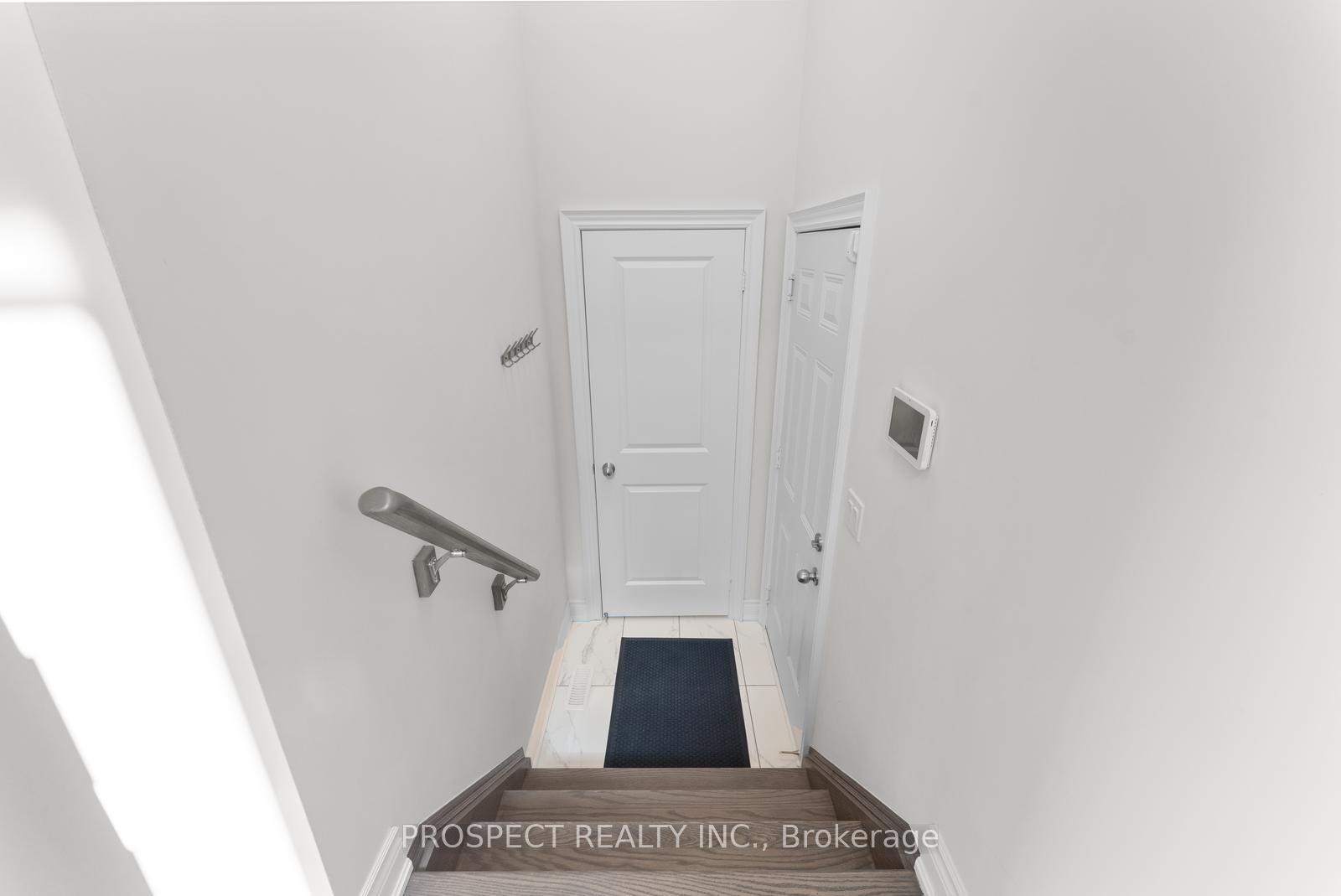 Photo 20 of 42 Ryerson Drive, Vaughan, Kleinburg — HOMEH