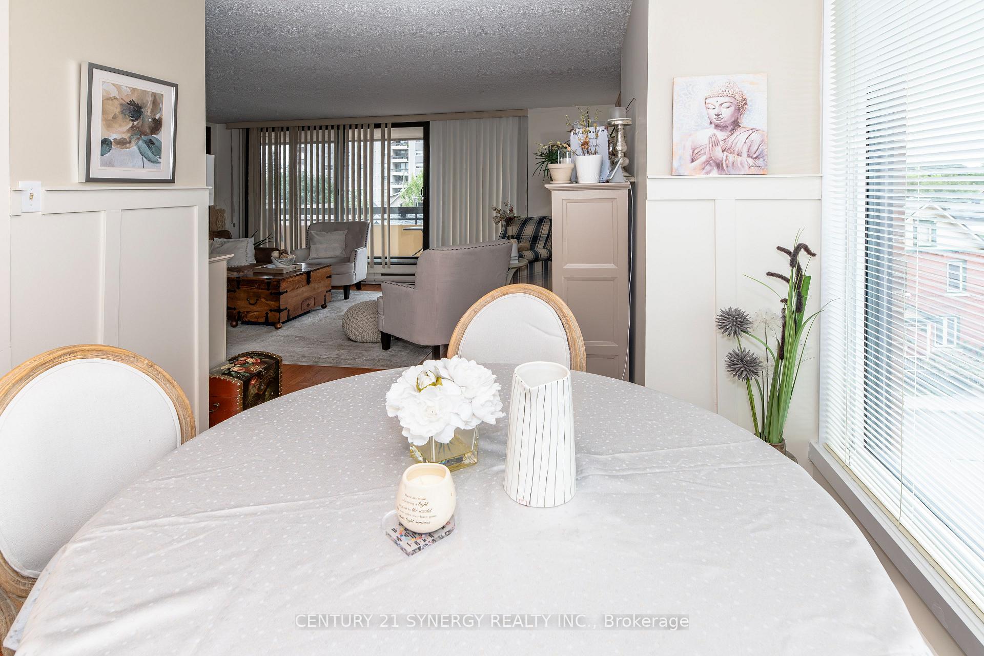 Photo 17 of Unit 403, 20 The Driveway Drive, Ottawa — HOMEH