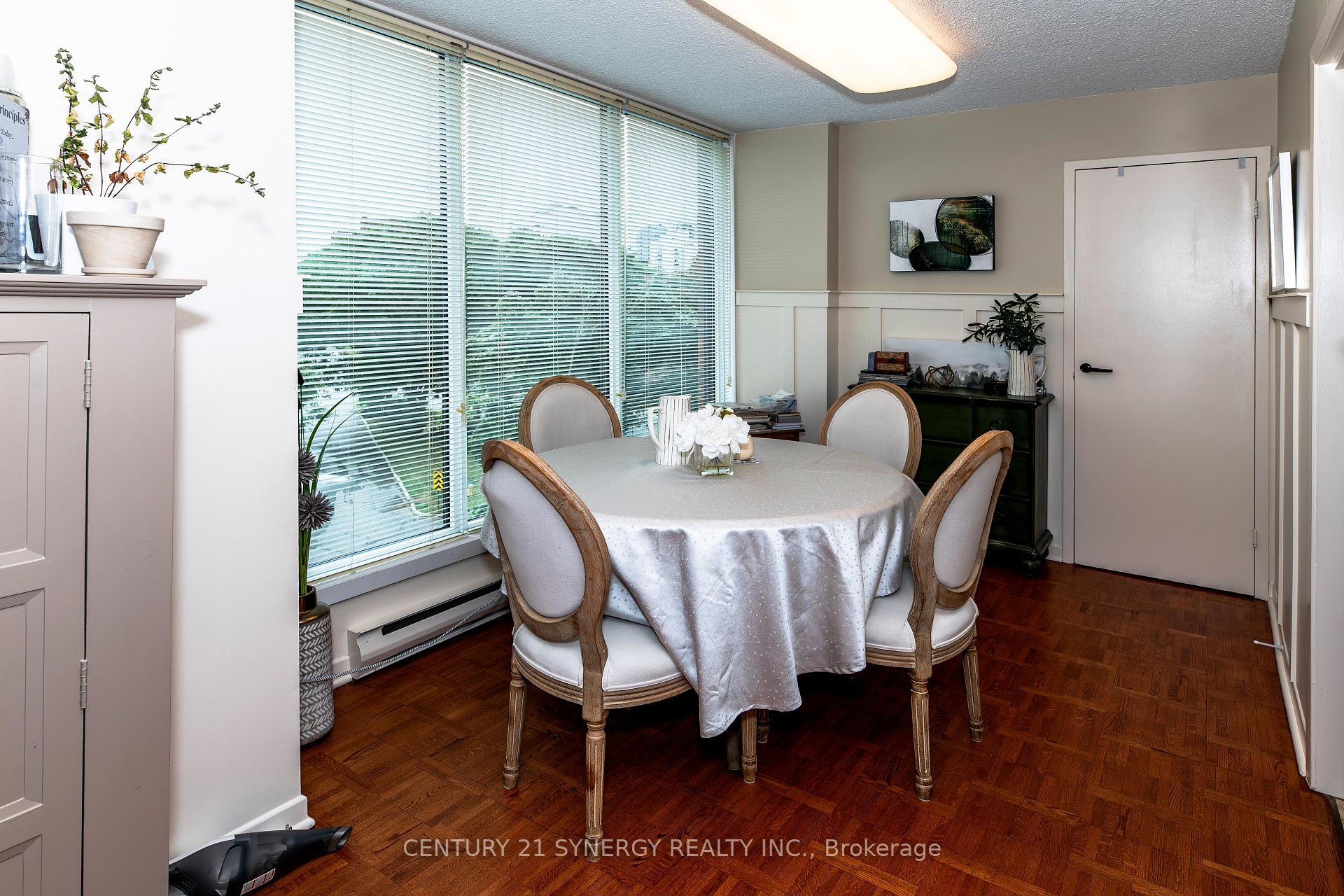 Photo 18 of Unit 403, 20 The Driveway Drive, Ottawa — HOMEH