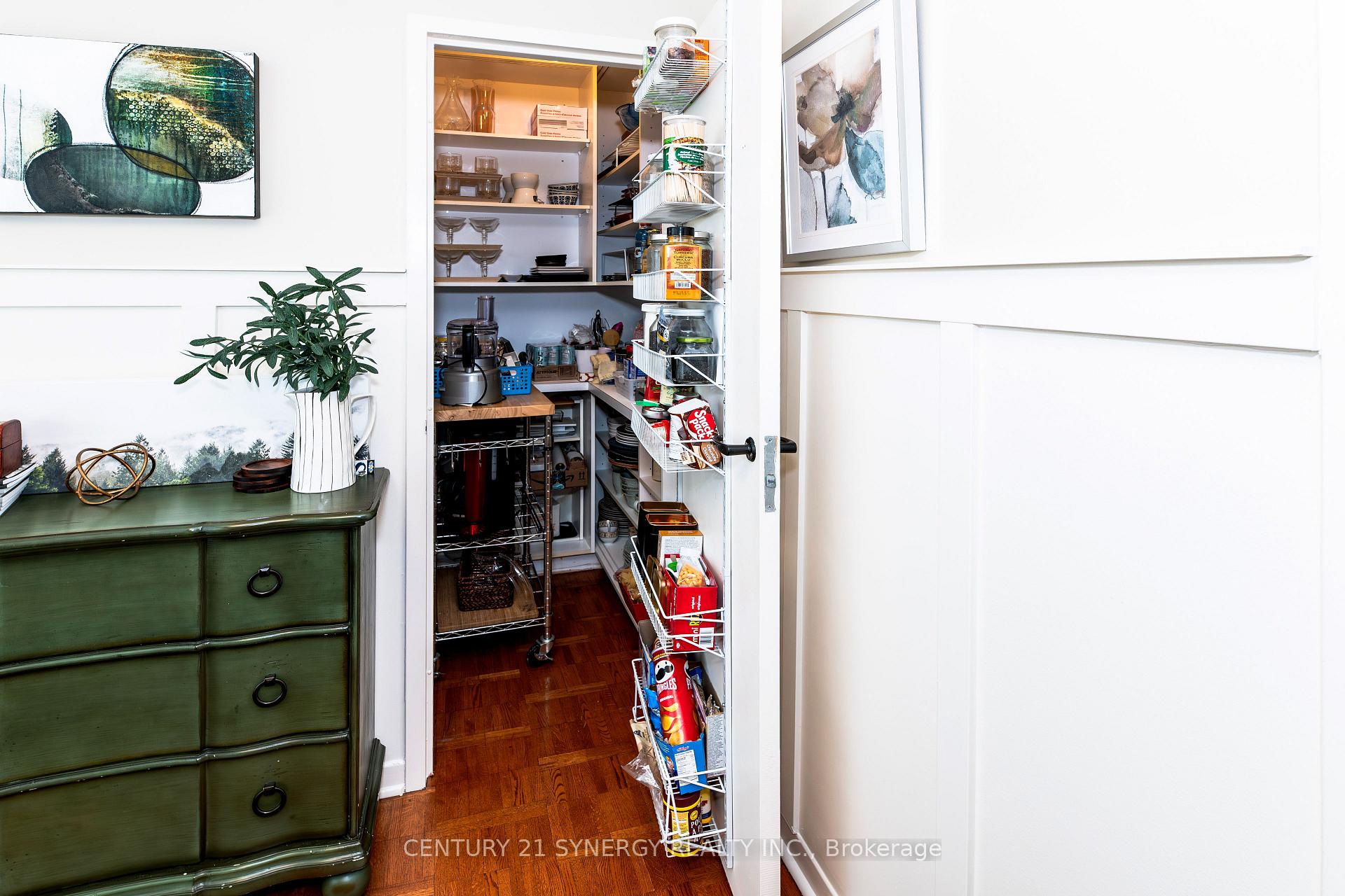 Photo 19 of Unit 403, 20 The Driveway Drive, Ottawa — HOMEH