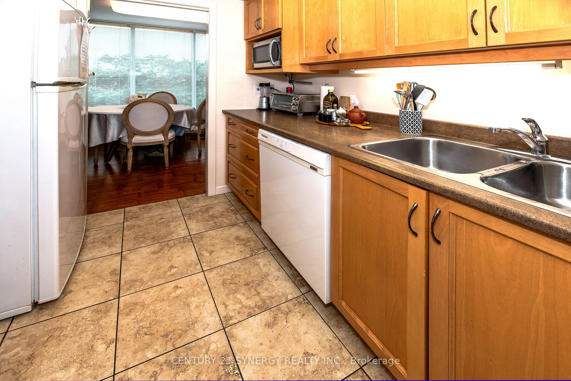 Photo 20 of Unit 403, 20 The Driveway Drive, Ottawa — HOMEH