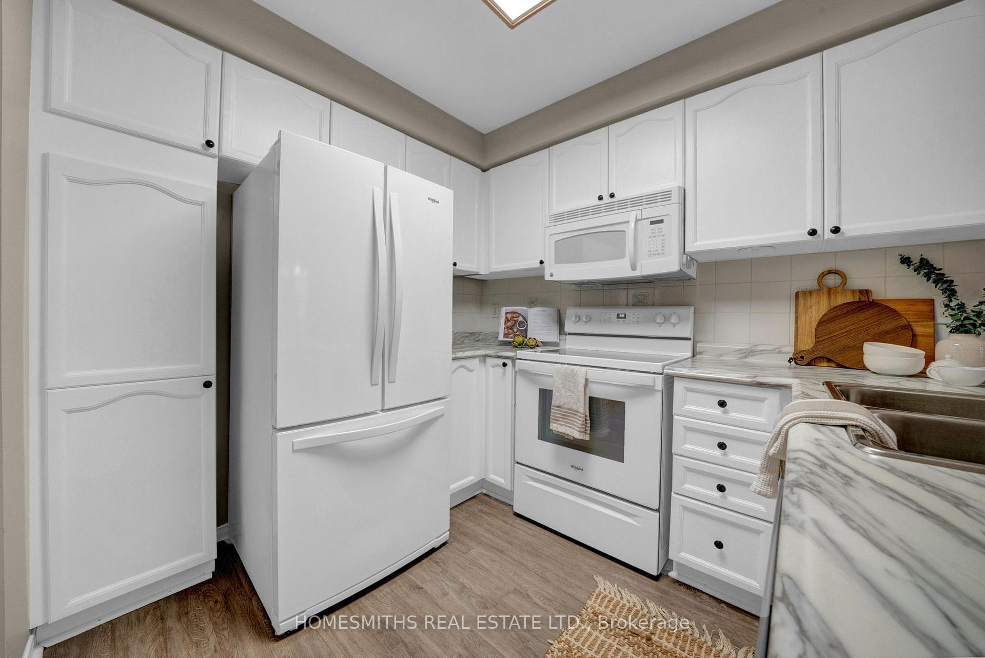 Photo 8 of 14 Goodwin Avenue, Clarington, Bowmanville — HOMEH