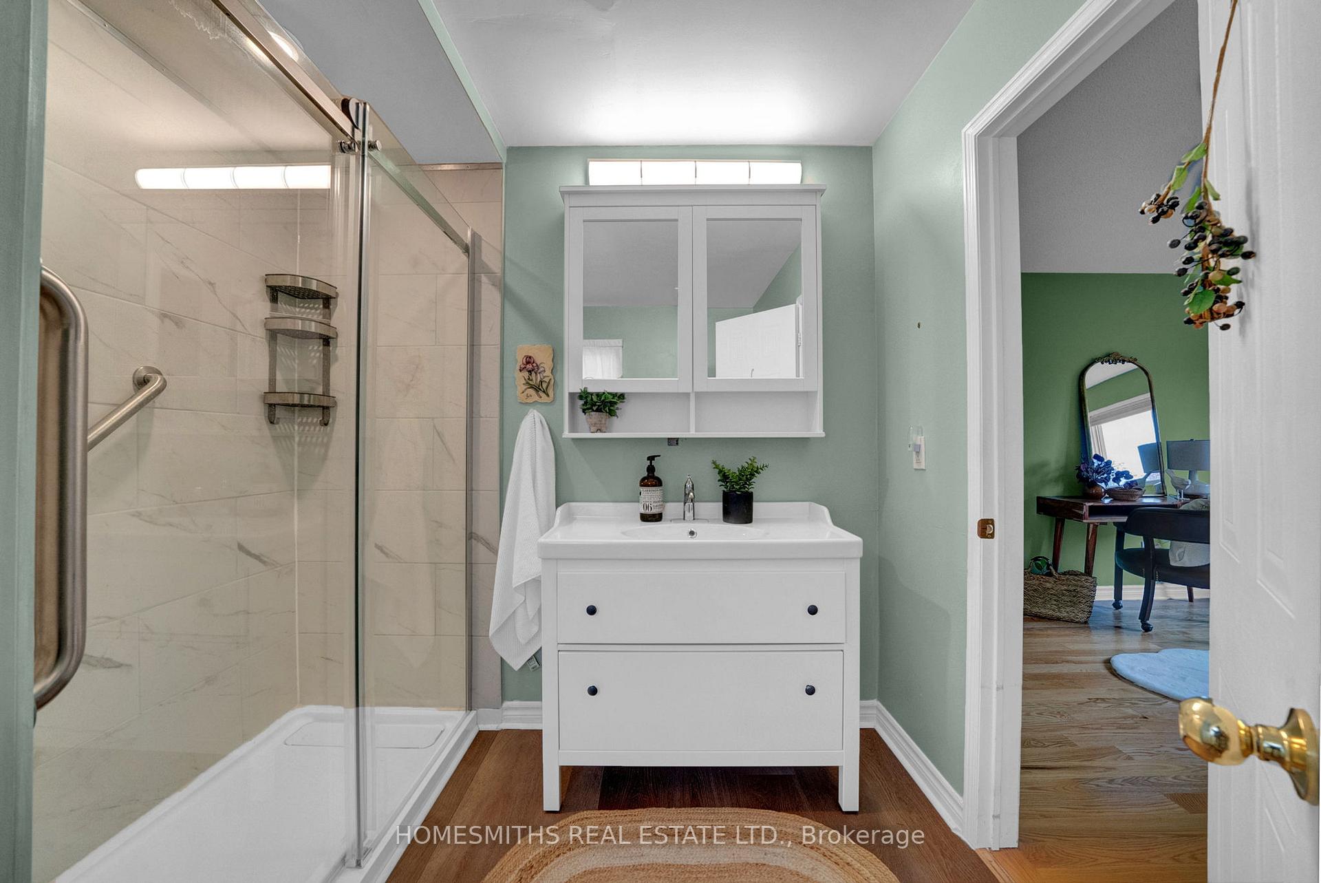Photo 18 of 14 Goodwin Avenue, Clarington, Bowmanville — HOMEH