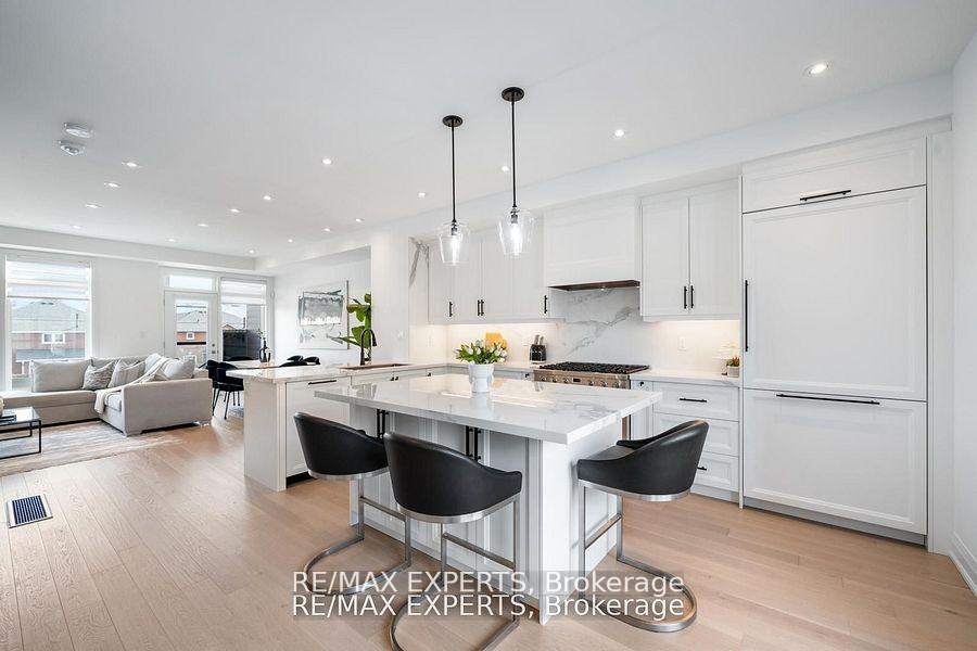 Photo 13 of 13 Shatner Turnabout Crescent, Vaughan, East Woodbridge — HOMEH
