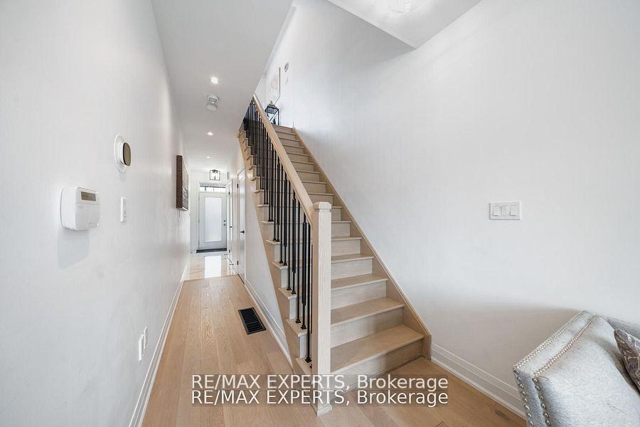 Photo 21 of 13 Shatner Turnabout Crescent, Vaughan, East Woodbridge — HOMEH
