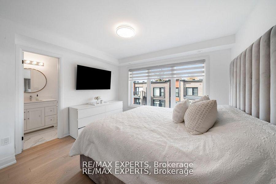 Photo 23 of 13 Shatner Turnabout Crescent, Vaughan, East Woodbridge — HOMEH