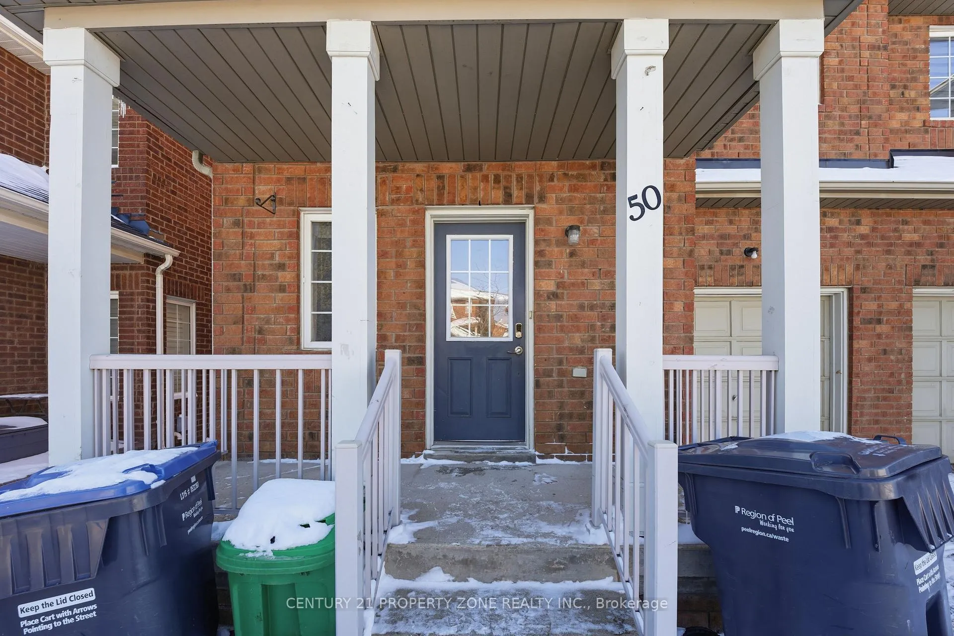 Photo 3 of Unit Upper, 50 Commodore Drive, Brampton, Credit Valley — HOMEH