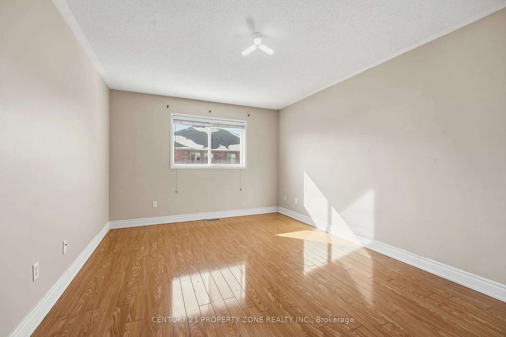 Photo 16 of Unit Upper, 50 Commodore Drive, Brampton, Credit Valley — HOMEH