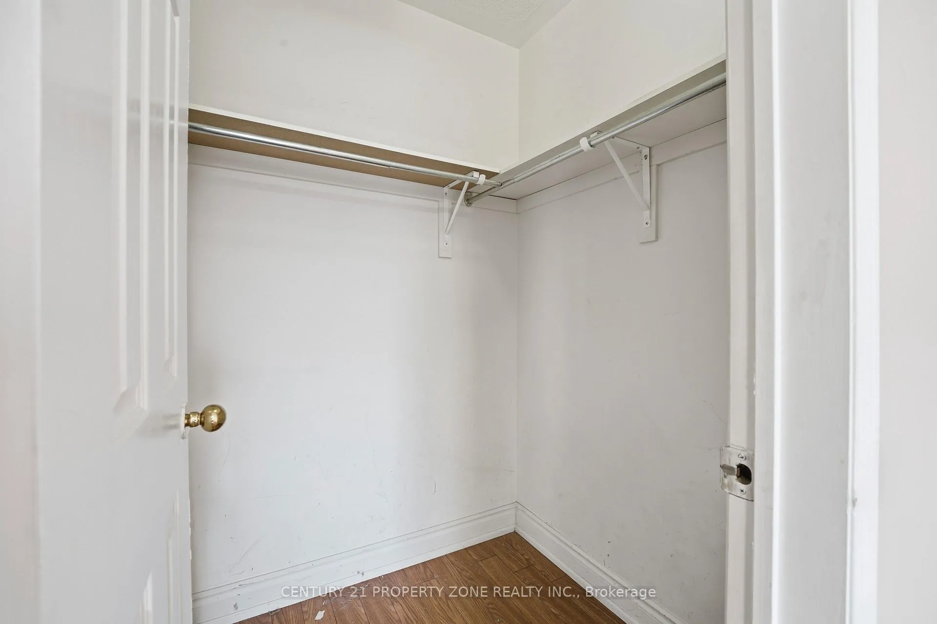 Photo 20 of Unit Upper, 50 Commodore Drive, Brampton, Credit Valley — HOMEH