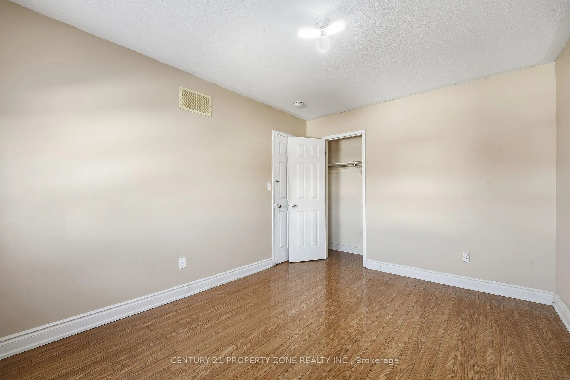 Photo 30 of Unit Upper, 50 Commodore Drive, Brampton, Credit Valley — HOMEH