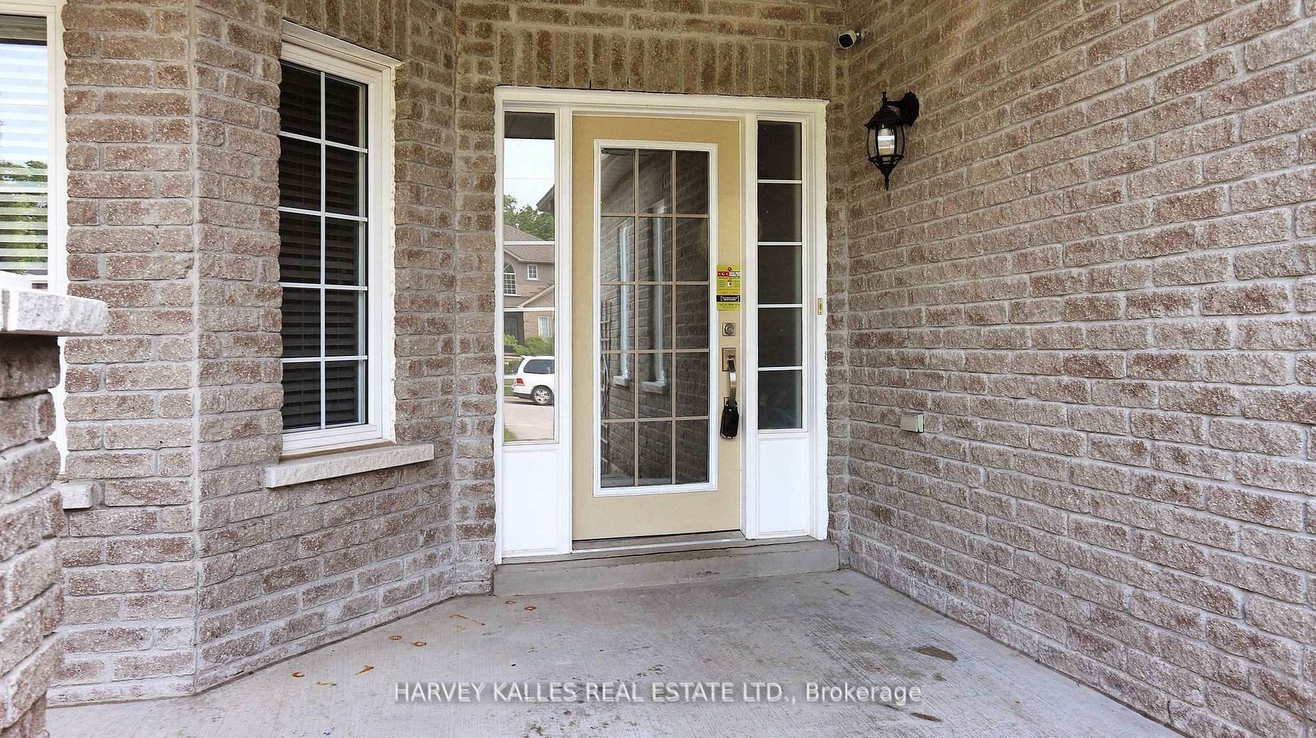 Photo 23 of 13 Oakside Court, Barrie, Ardagh — HOMEH