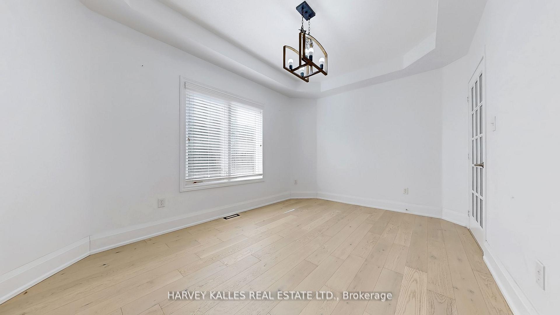 Photo 11 of 13 Oakside Court, Barrie, Ardagh — HOMEH
