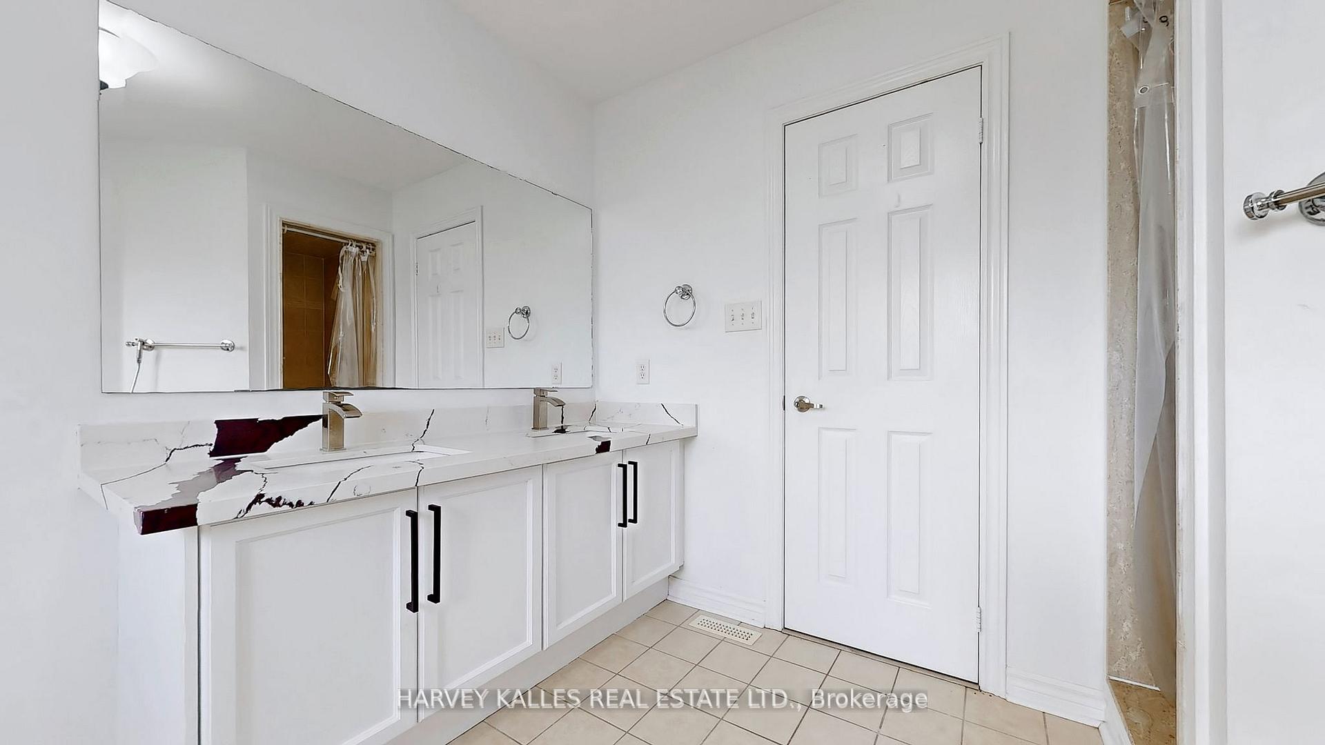 Photo 56 of 13 Oakside Court, Barrie, Ardagh — HOMEH