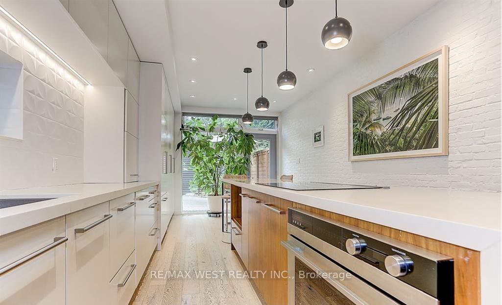 Photo 8 of 185 Logan Avenue, Toronto, South Riverdale — HOMEH