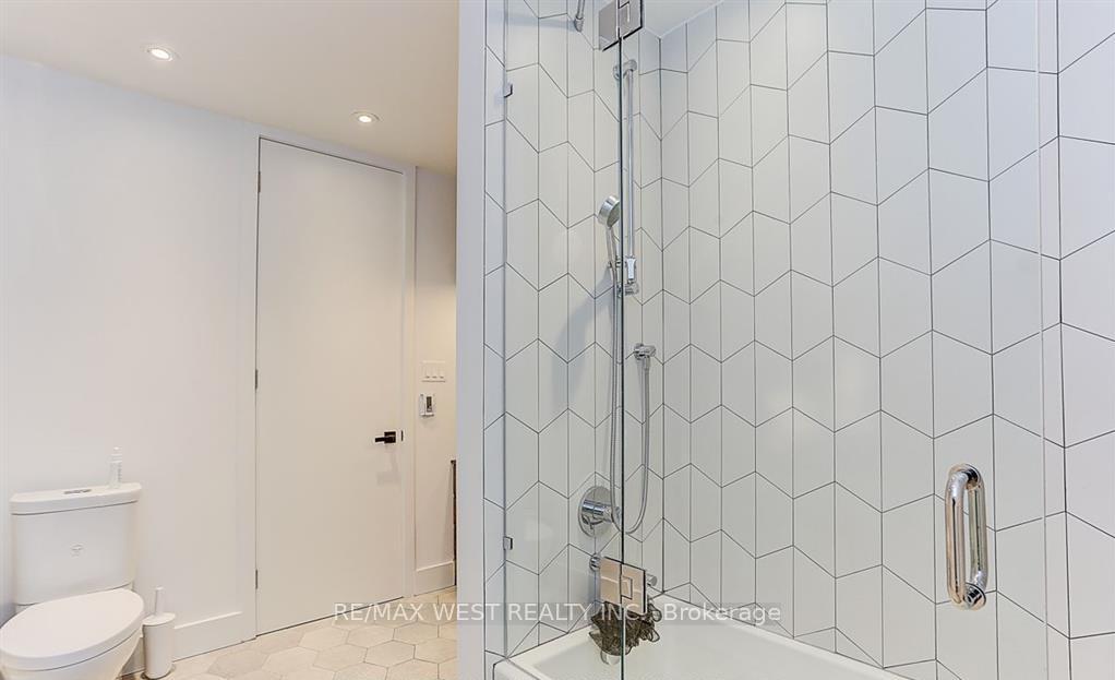 Photo 18 of 185 Logan Avenue, Toronto, South Riverdale — HOMEH