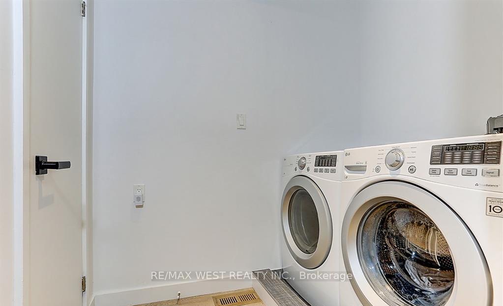 Photo 19 of 185 Logan Avenue, Toronto, South Riverdale — HOMEH