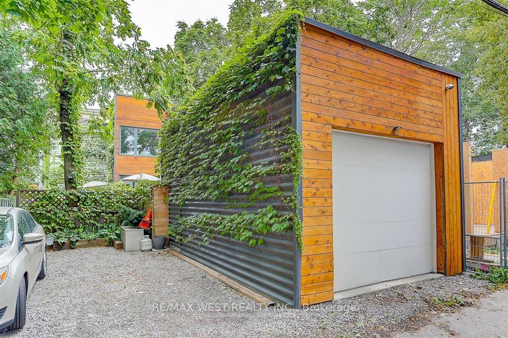 Photo 32 of 185 Logan Avenue, Toronto, South Riverdale — HOMEH