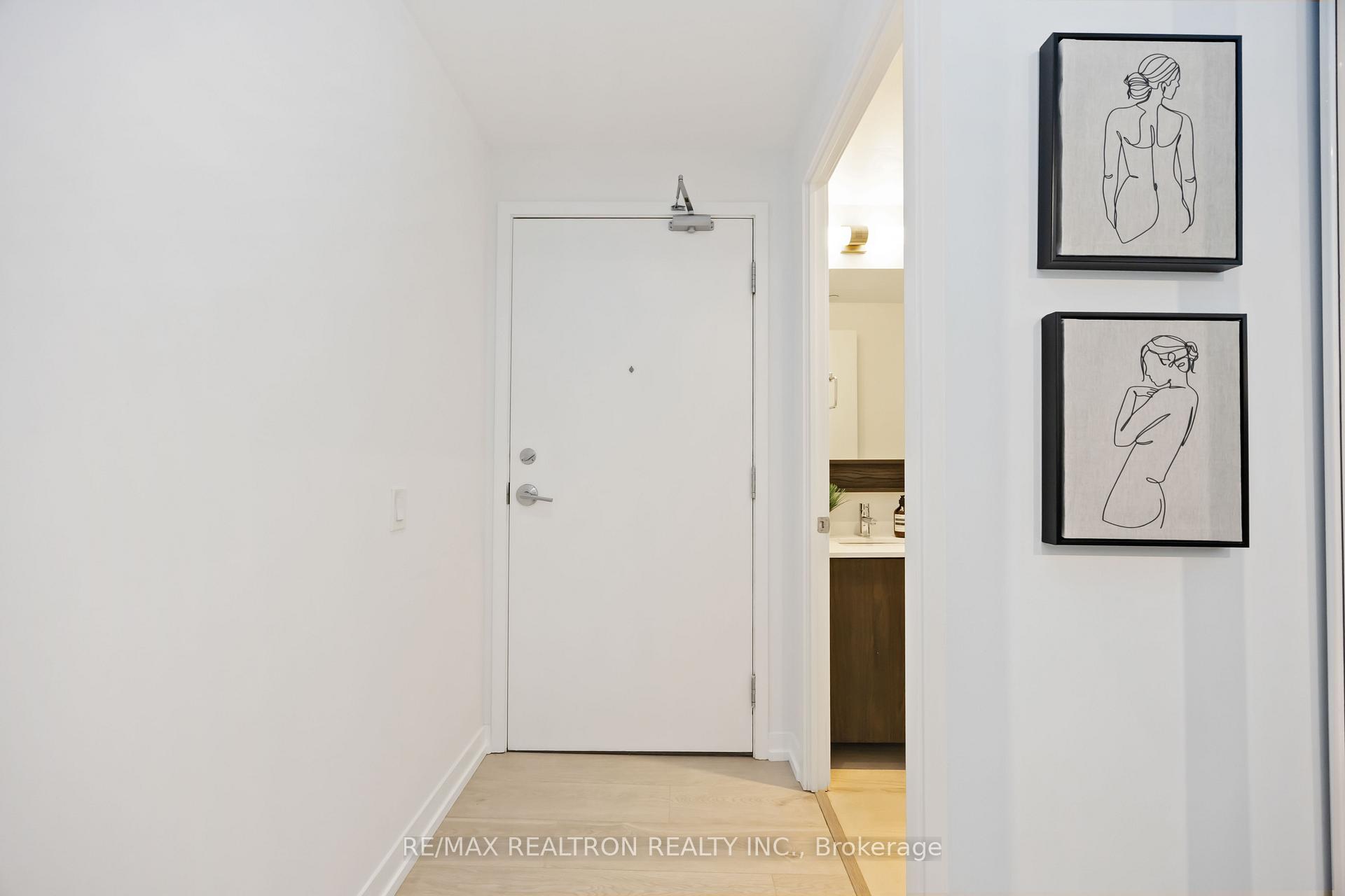 Photo 5 of Unit 3512, 5 Buttermill Avenue, Vaughan, Vaughan Corporate Centre — HOMEH
