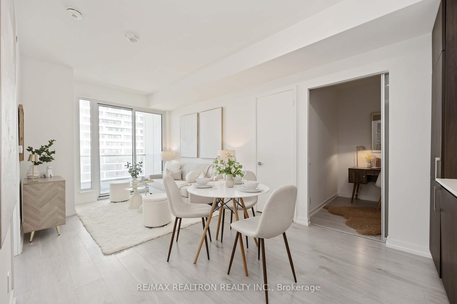 Photo 17 of Unit 3512, 5 Buttermill Avenue, Vaughan, Vaughan Corporate Centre — HOMEH