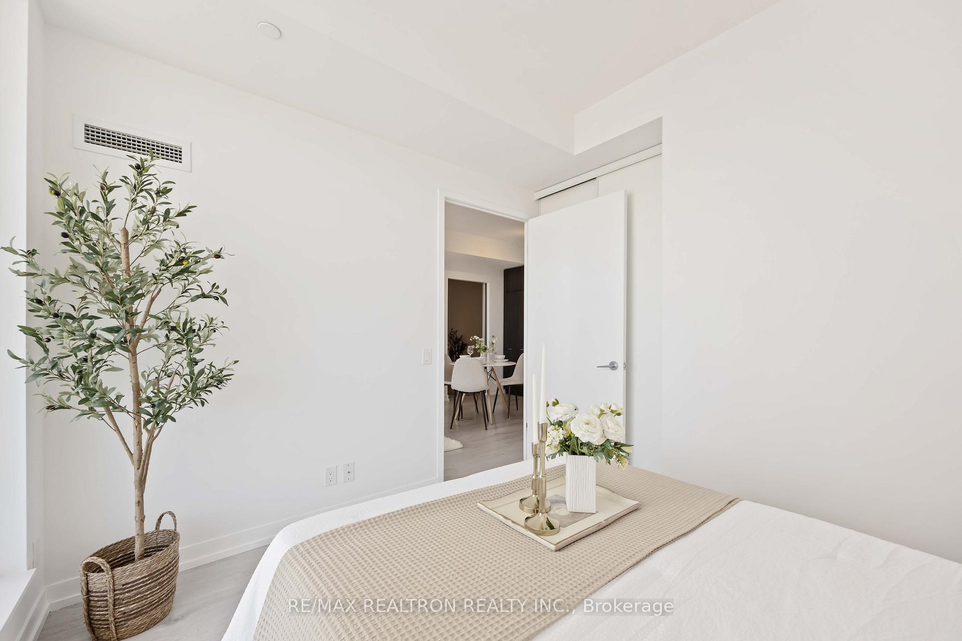 Photo 21 of Unit 3512, 5 Buttermill Avenue, Vaughan, Vaughan Corporate Centre — HOMEH