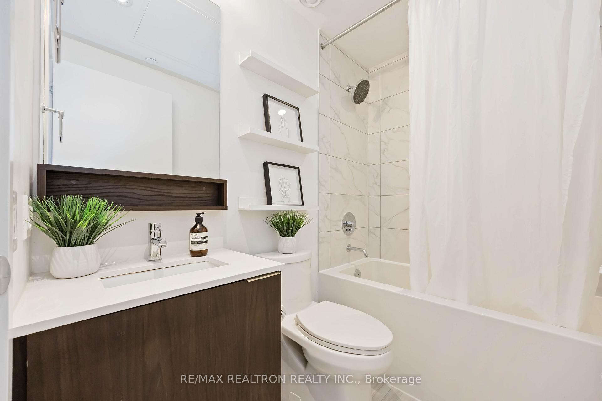 Photo 25 of Unit 3512, 5 Buttermill Avenue, Vaughan, Vaughan Corporate Centre — HOMEH