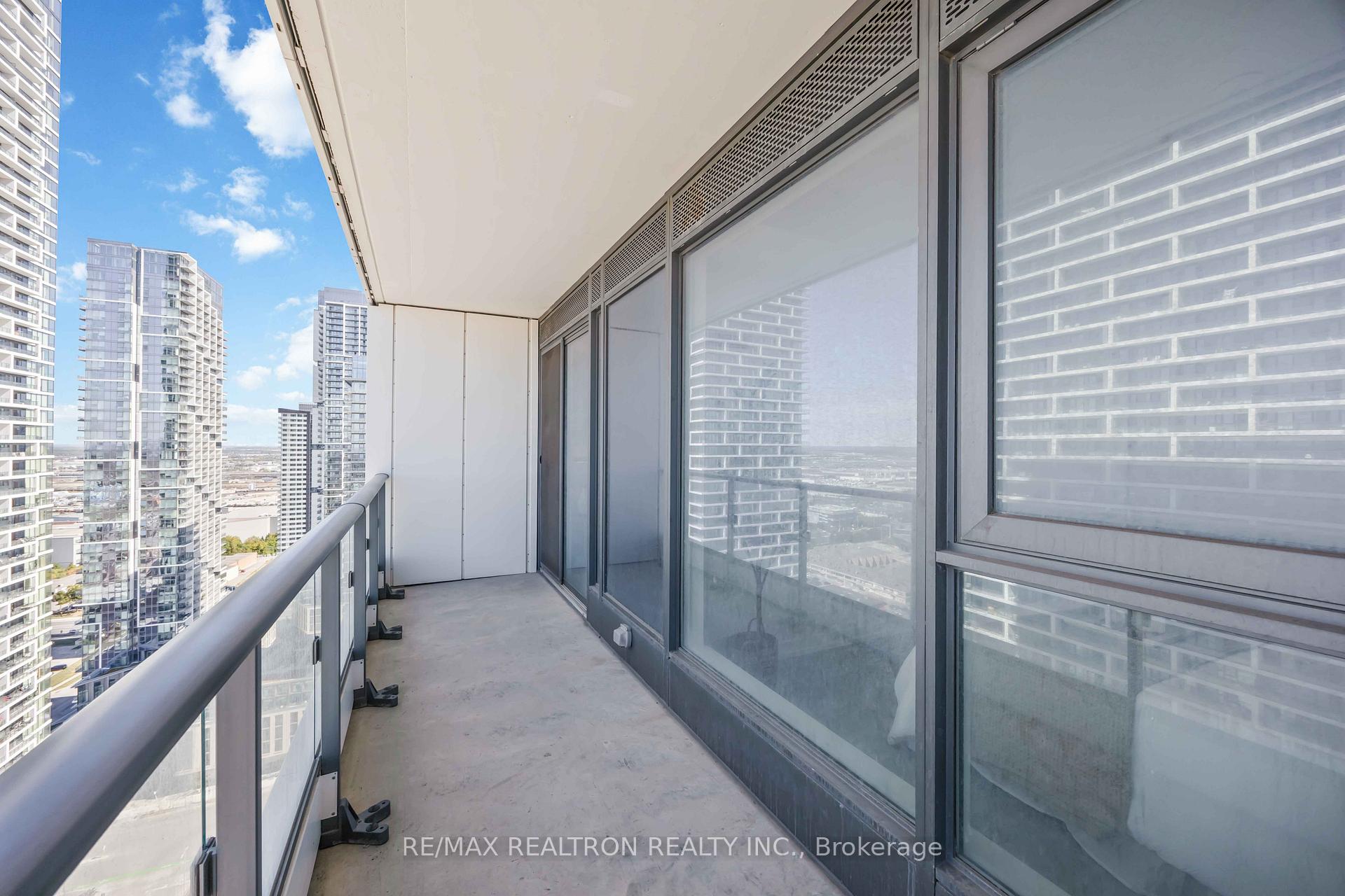 Photo 28 of Unit 3512, 5 Buttermill Avenue, Vaughan, Vaughan Corporate Centre — HOMEH