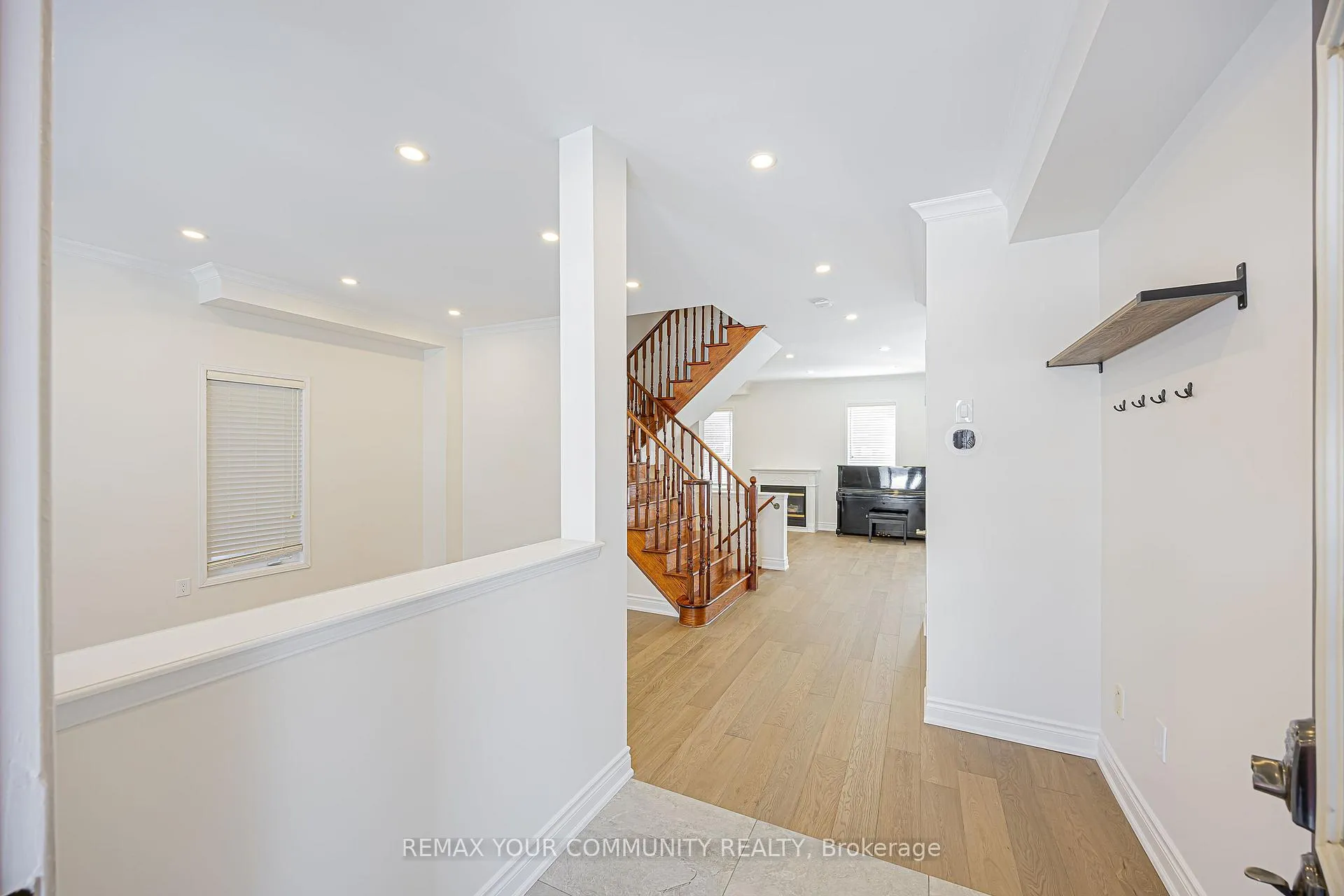 Photo 4 of 188 Fred Mclaren Boulevard, Markham, Wismer — HOMEH