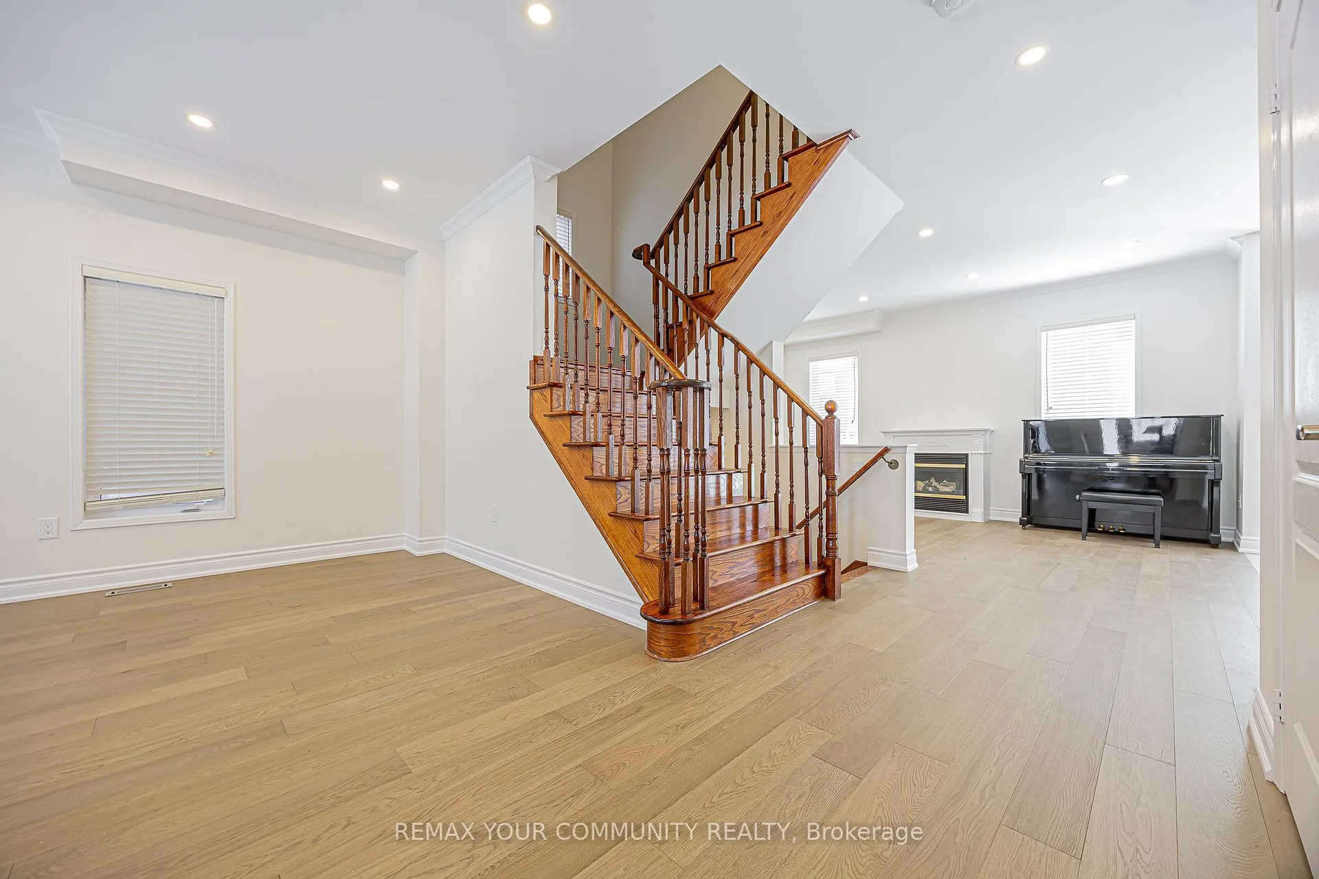 Photo 15 of 188 Fred Mclaren Boulevard, Markham, Wismer — HOMEH