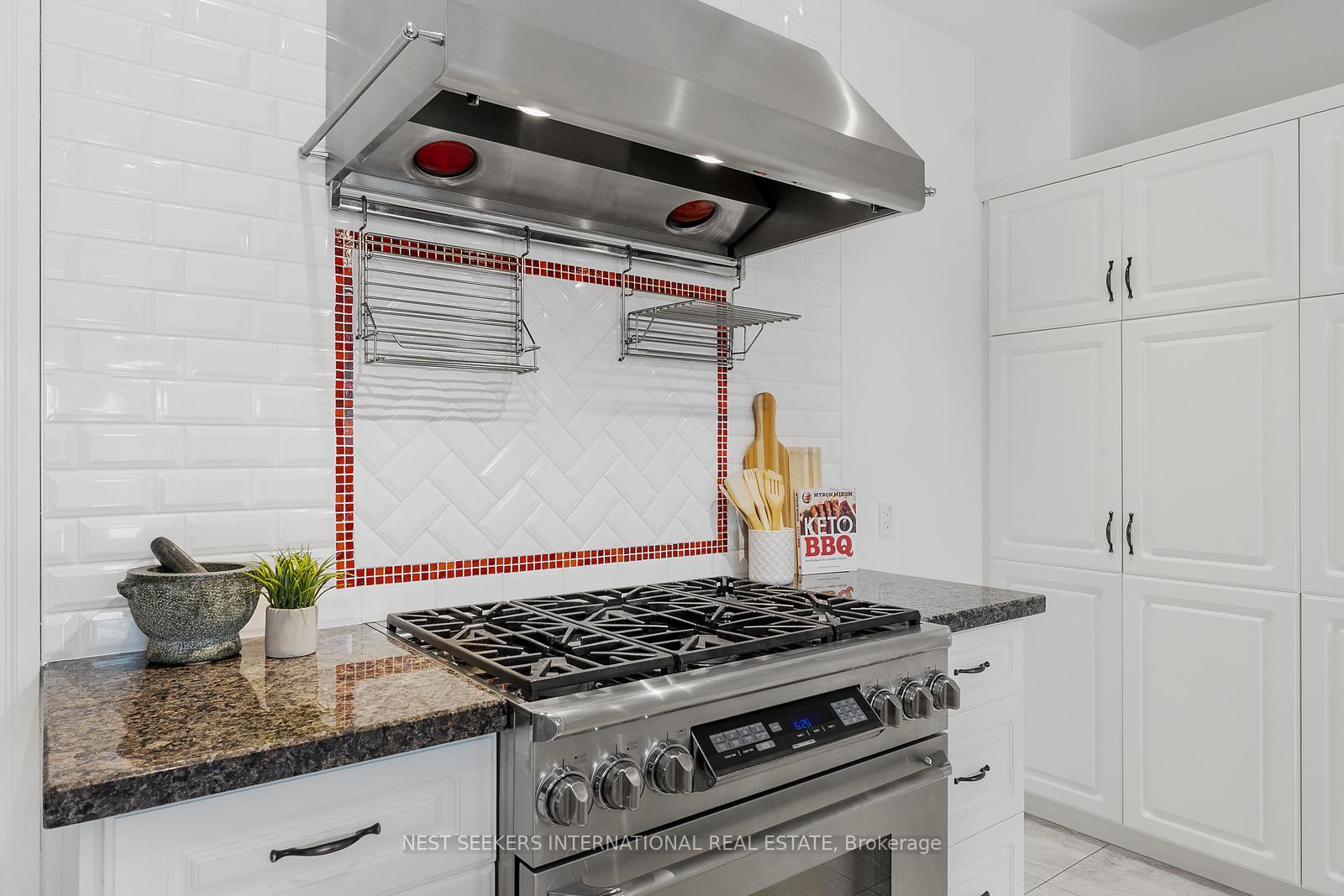 Photo 6 of 42 Witherspoon Way, King, Nobleton — HOMEH