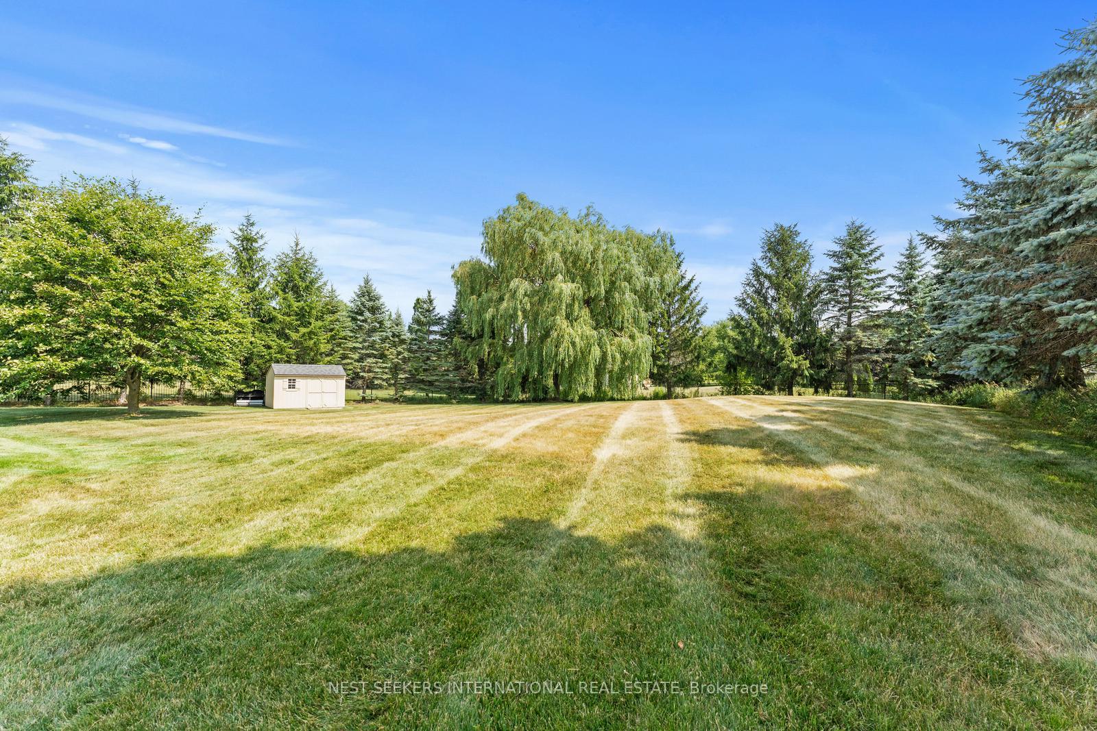 Photo 24 of 42 Witherspoon Way, King, Nobleton — HOMEH