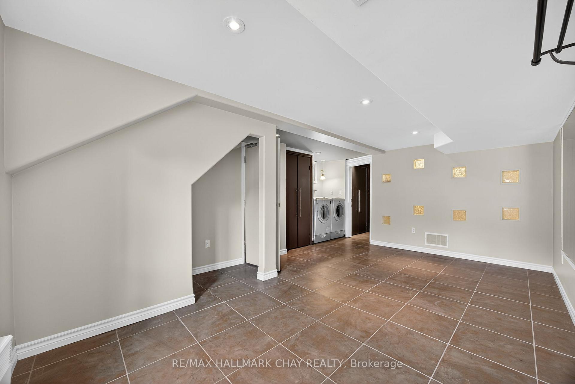 Photo 20 of 151 Berczy Street, Barrie, Codrington — HOMEH