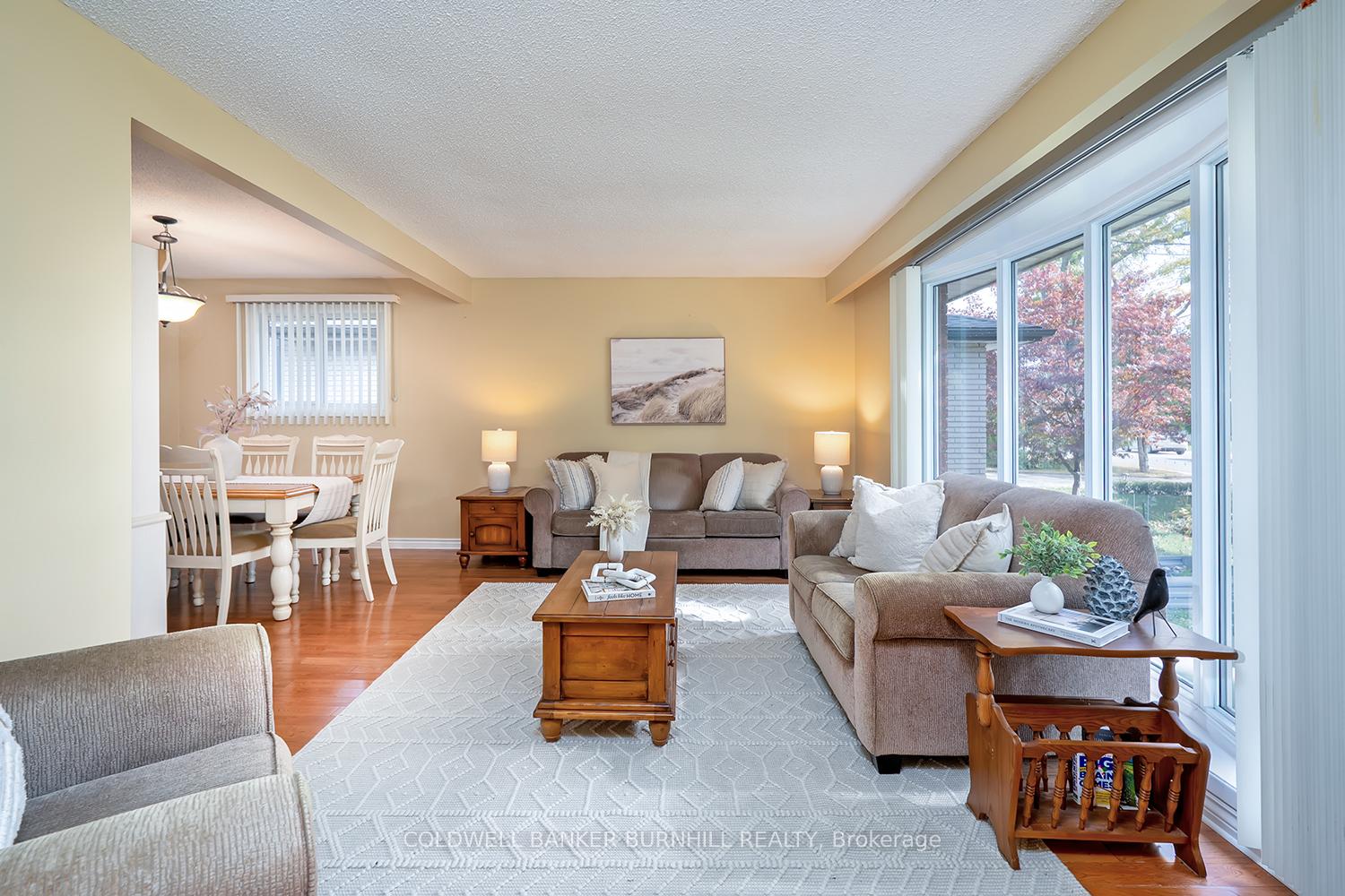 Photo 6 of 177 Lavina Crescent, Hamilton, Mountview — HOMEH