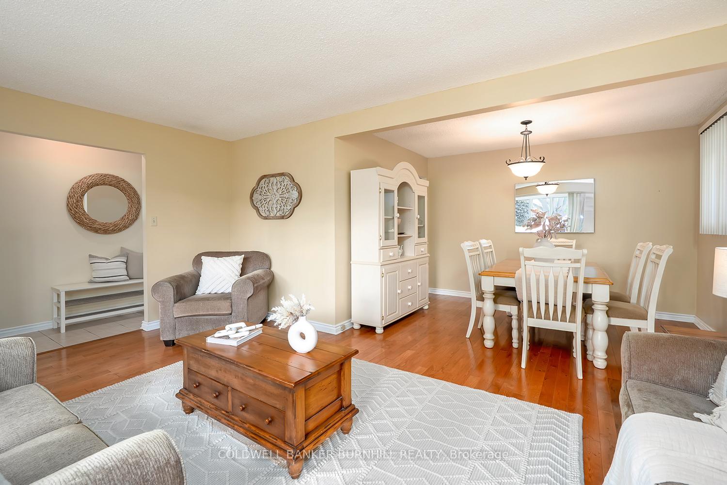 Photo 11 of 177 Lavina Crescent, Hamilton, Mountview — HOMEH