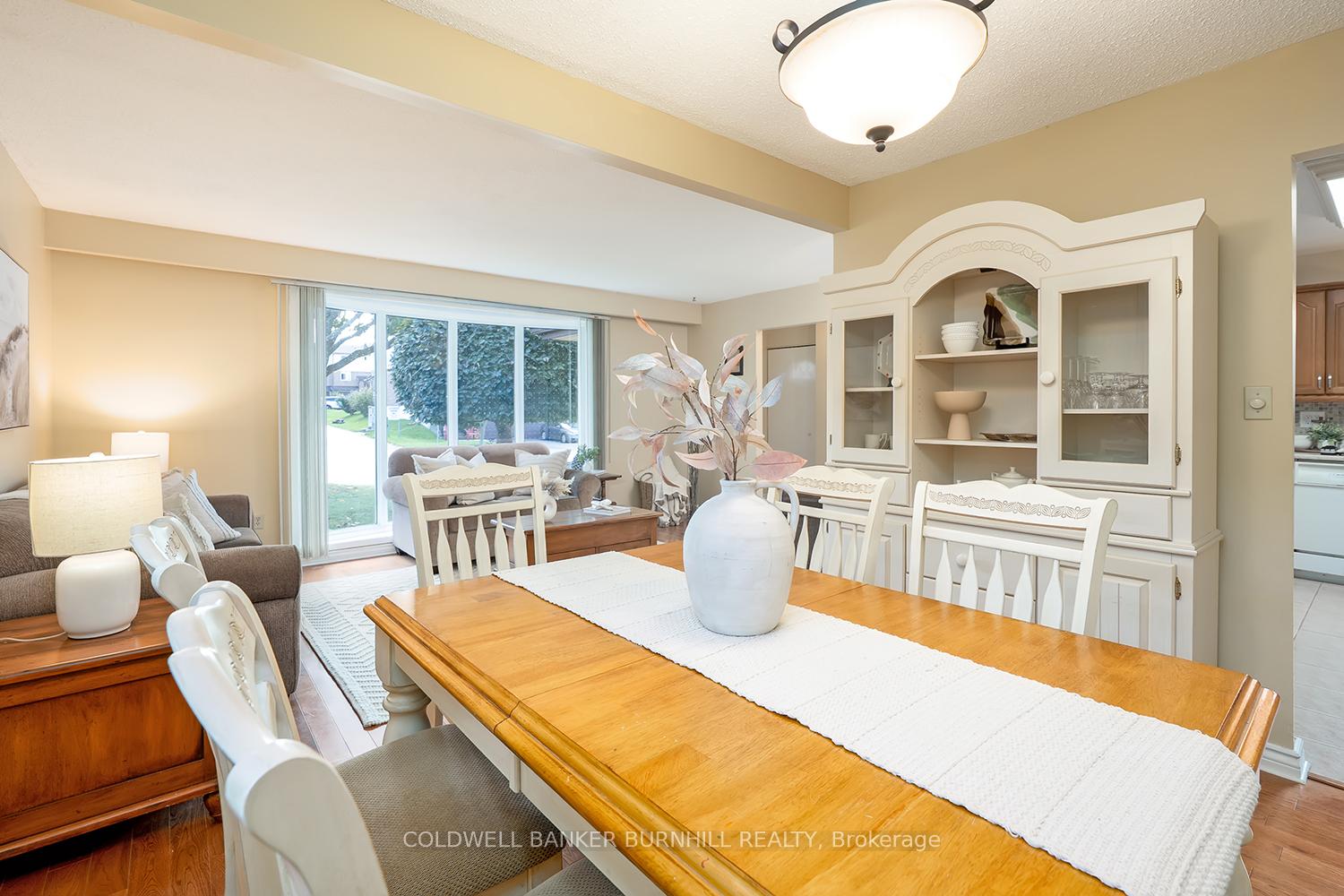 Photo 12 of 177 Lavina Crescent, Hamilton, Mountview — HOMEH