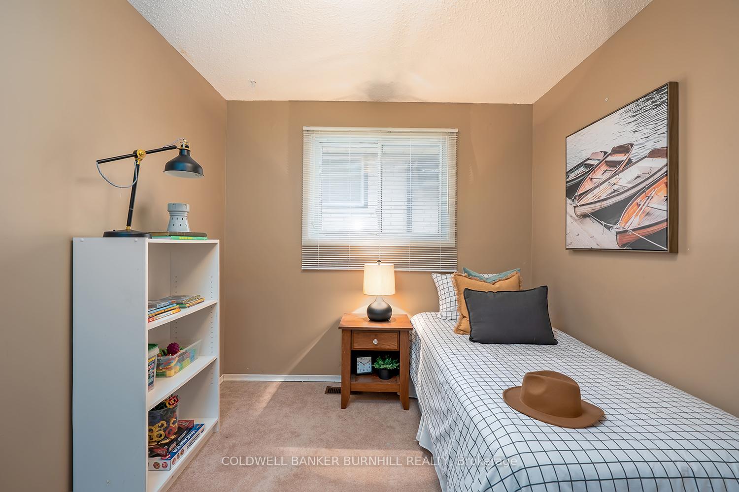 Photo 24 of 177 Lavina Crescent, Hamilton, Mountview — HOMEH